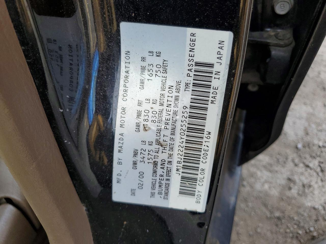 2000 Mazda Protege Dx Black vin: JM1BJ2224Y0255259
