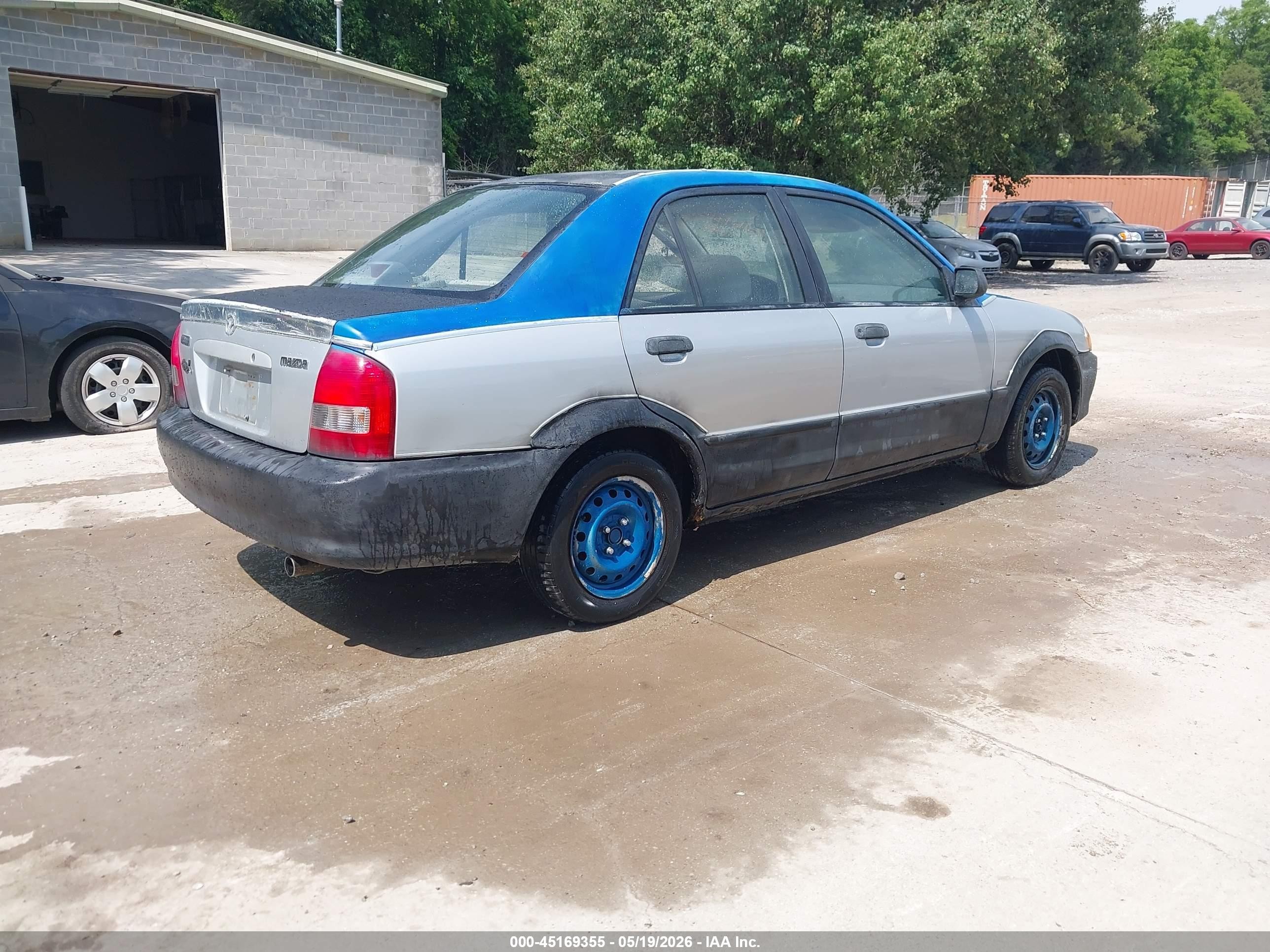 2000 Mazda Protege Dx/lx Серебряный vin: JM1BJ2225Y0306042