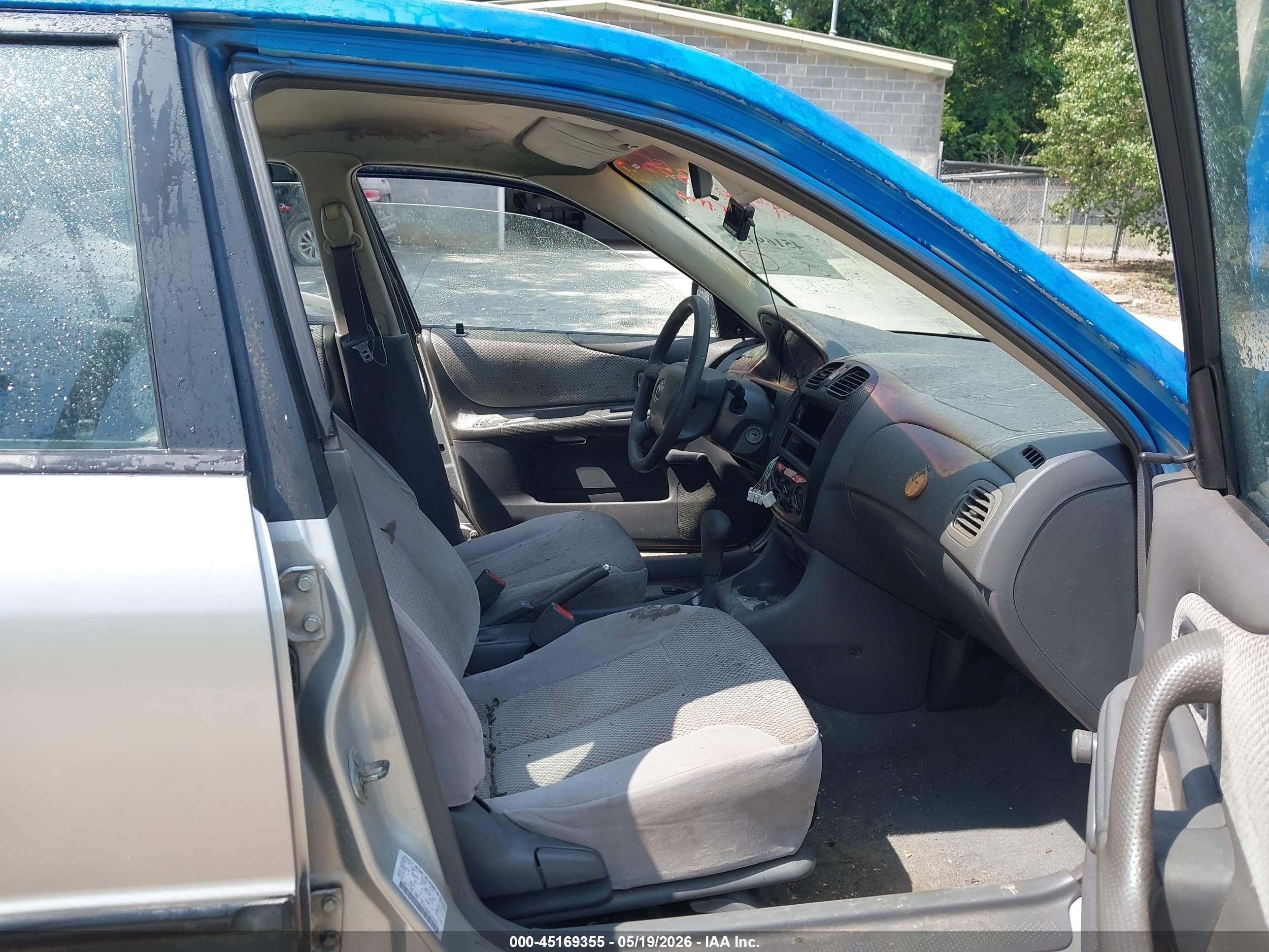 2000 Mazda Protege Dx/lx Серебряный vin: JM1BJ2225Y0306042