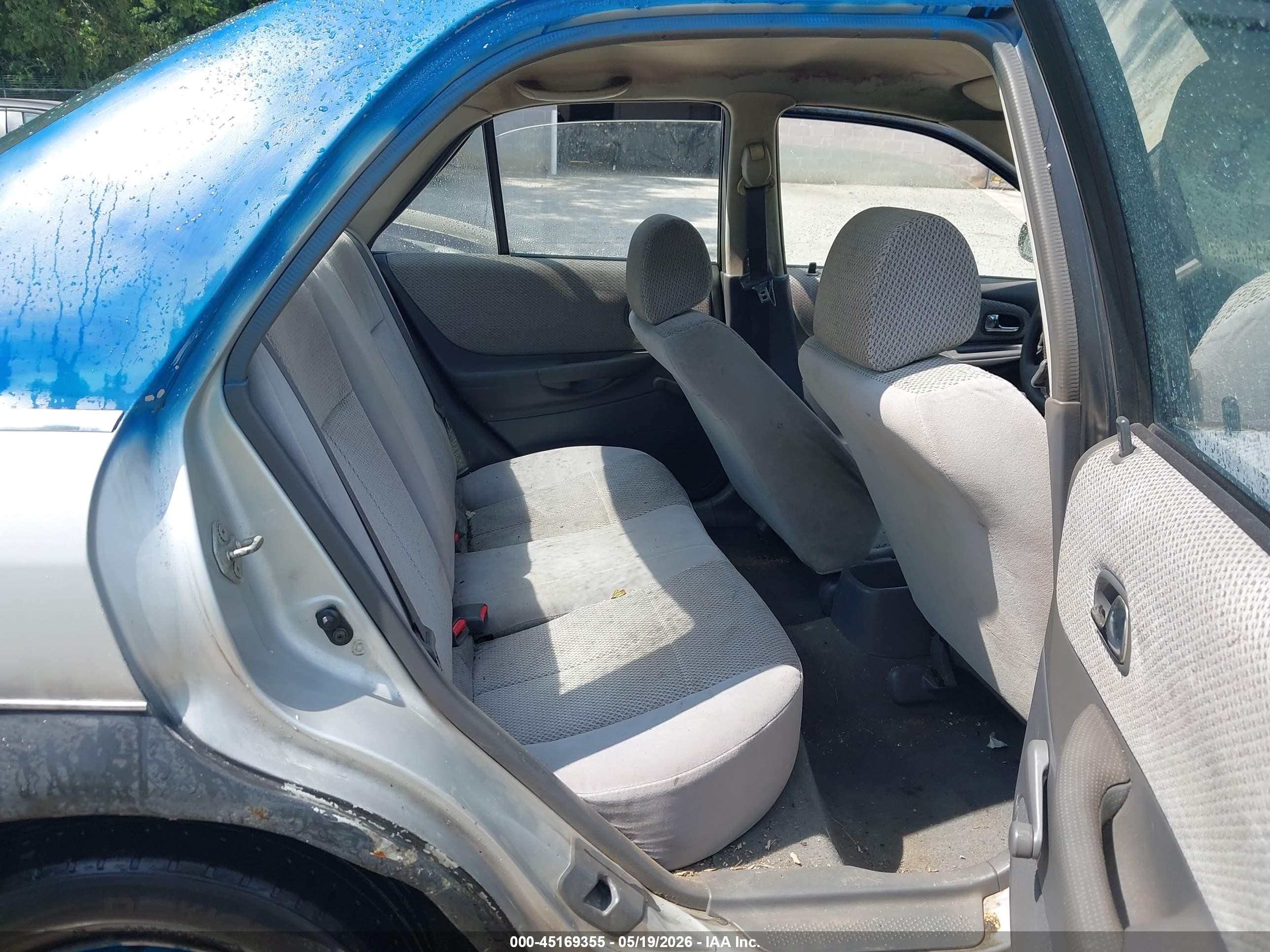 2000 Mazda Protege Dx/lx Серебряный vin: JM1BJ2225Y0306042