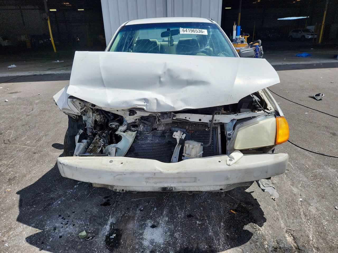 1999 Mazda Protege Dx White vin: JM1BJ2226X0169062