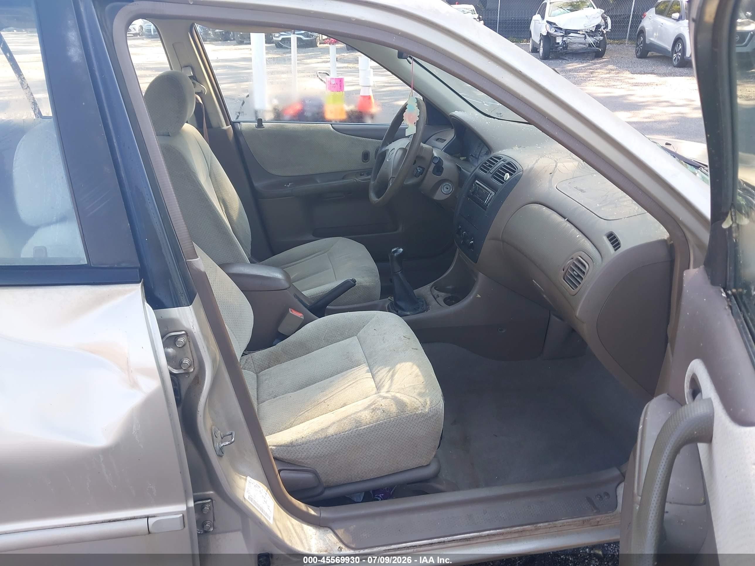 1999 Mazda Protege Dx/lx Tan vin: JM1BJ2227X0127192