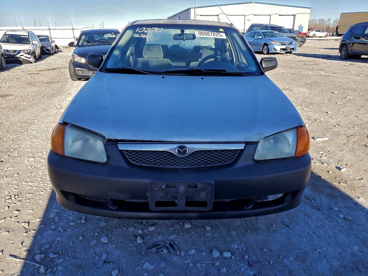 2000 Mazda Protege Dx Silver vin: JM1BJ2229Y0227361