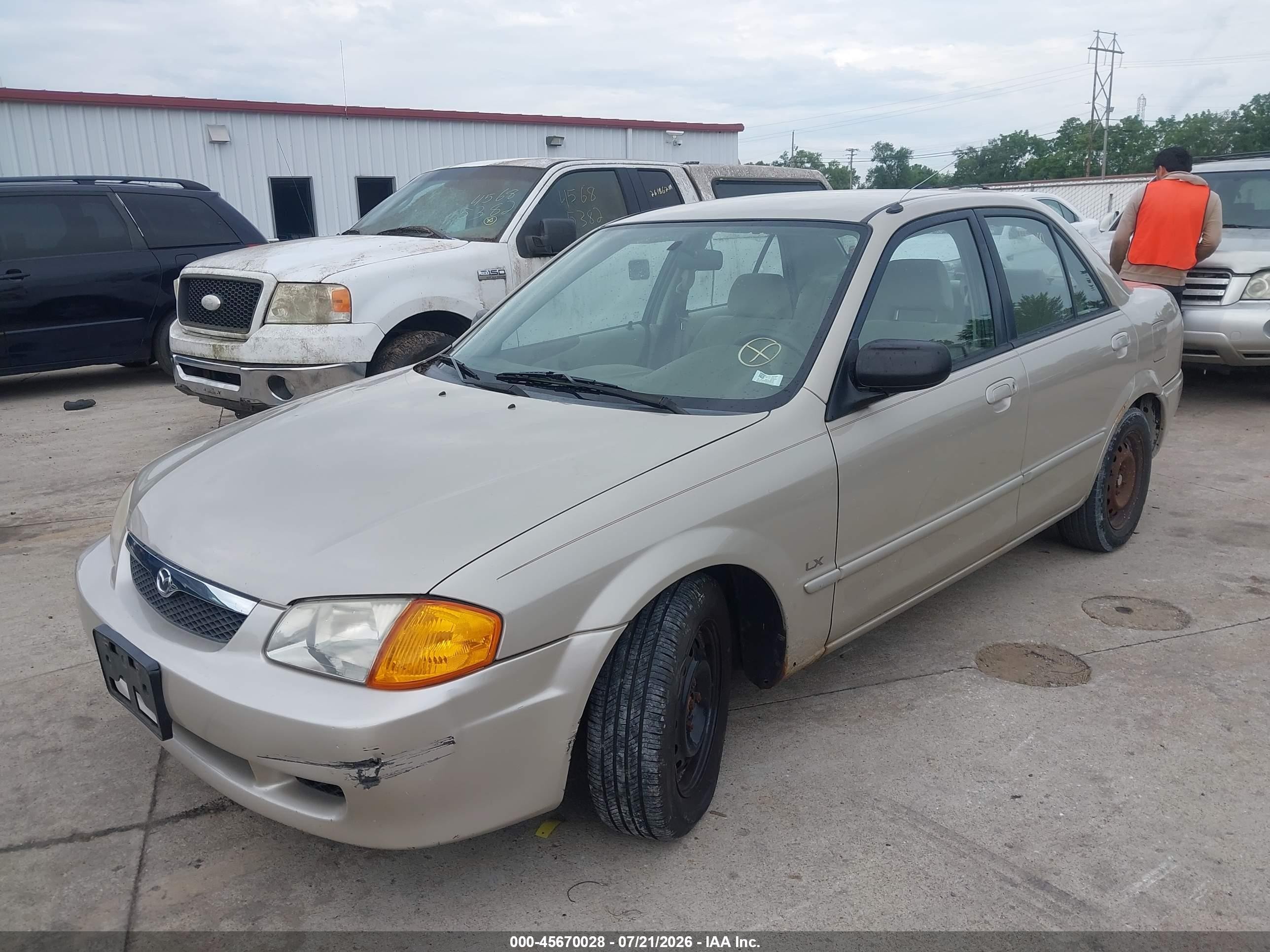 2000 Mazda Protege Dx/lx Золотой vin: JM1BJ222XY0294440