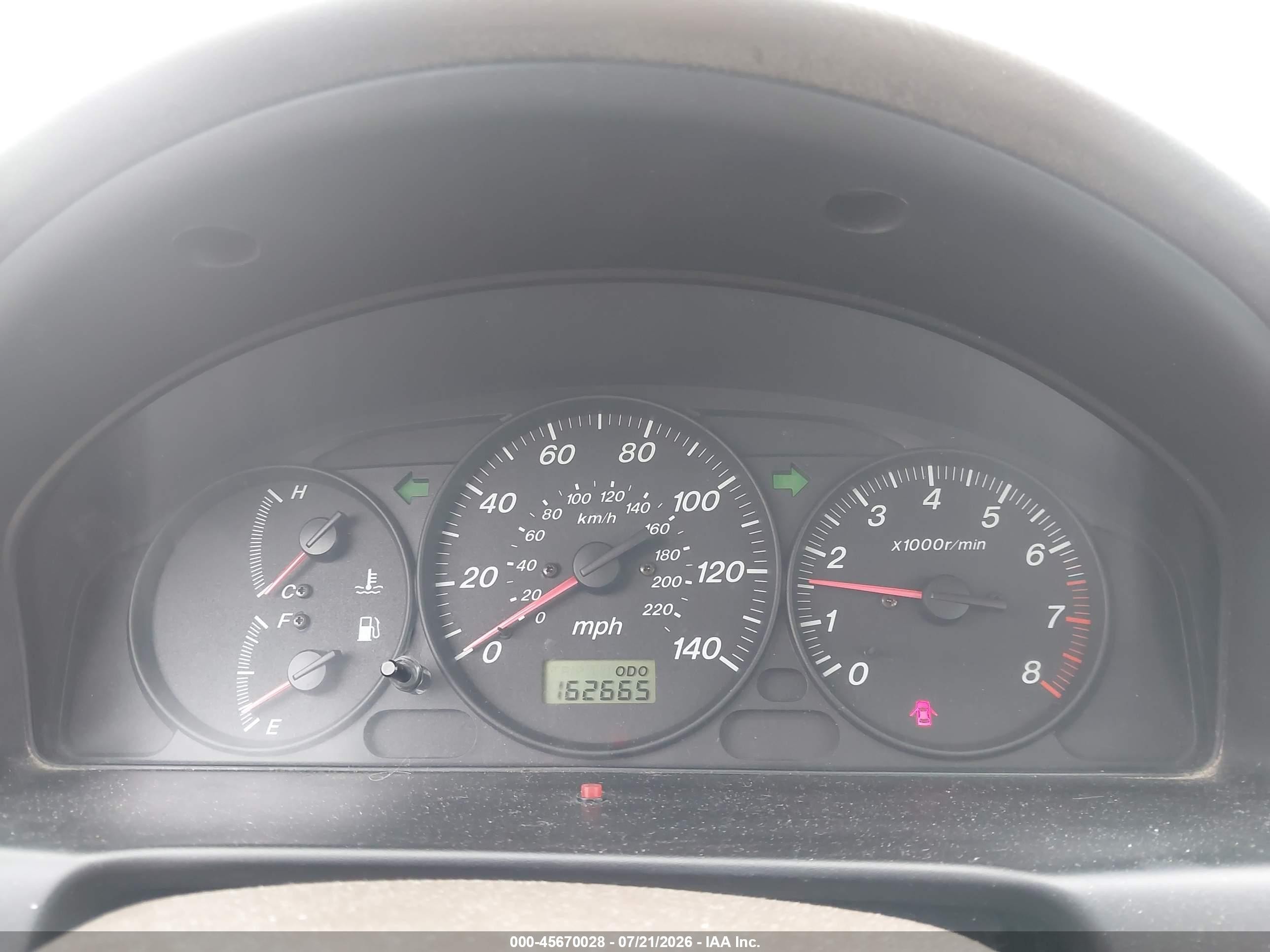 2000 Mazda Protege Dx/lx Золотой vin: JM1BJ222XY0294440