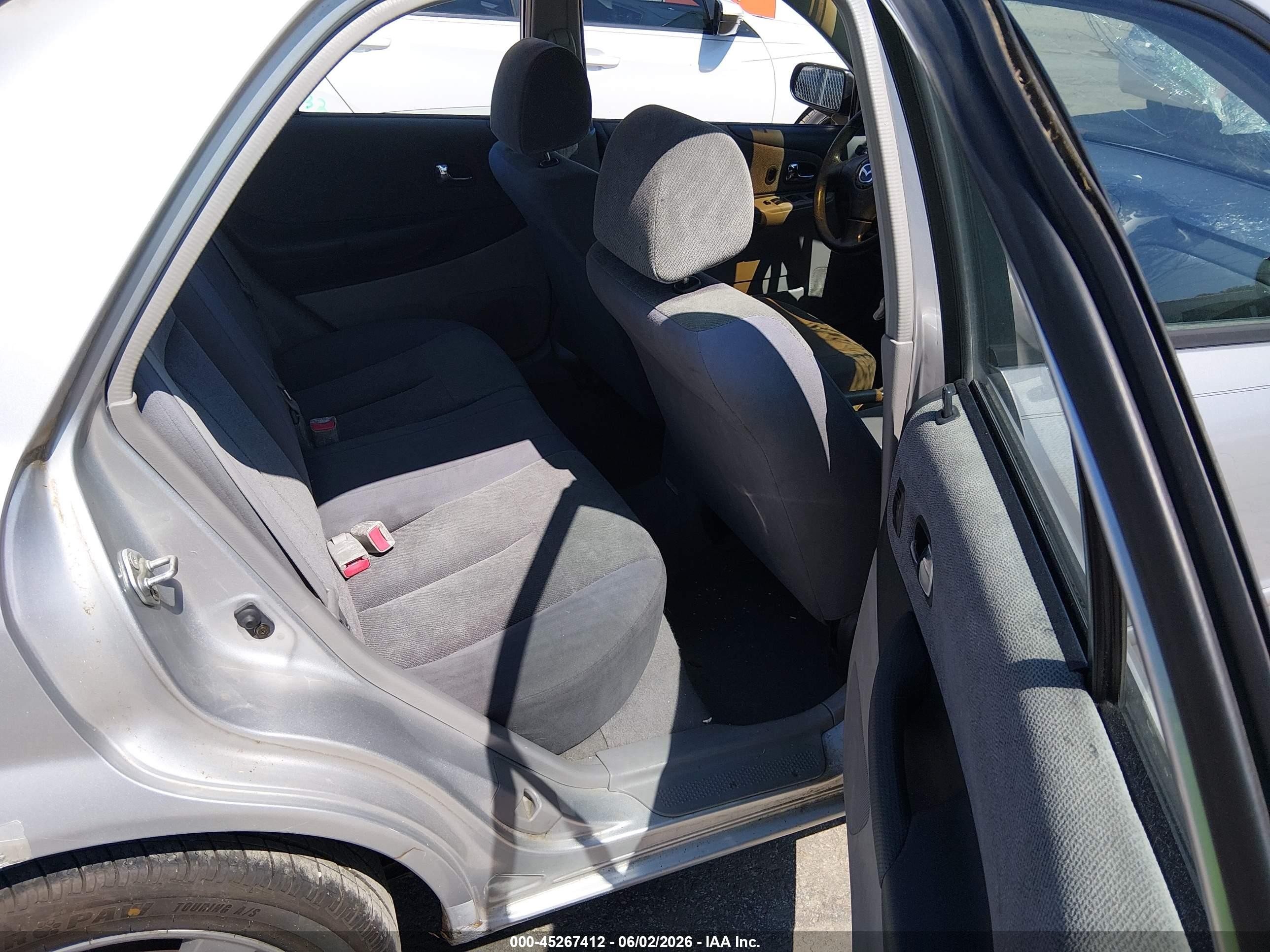 2003 Mazda Protege Dx/es/lx Silver vin: JM1BJ225030107158