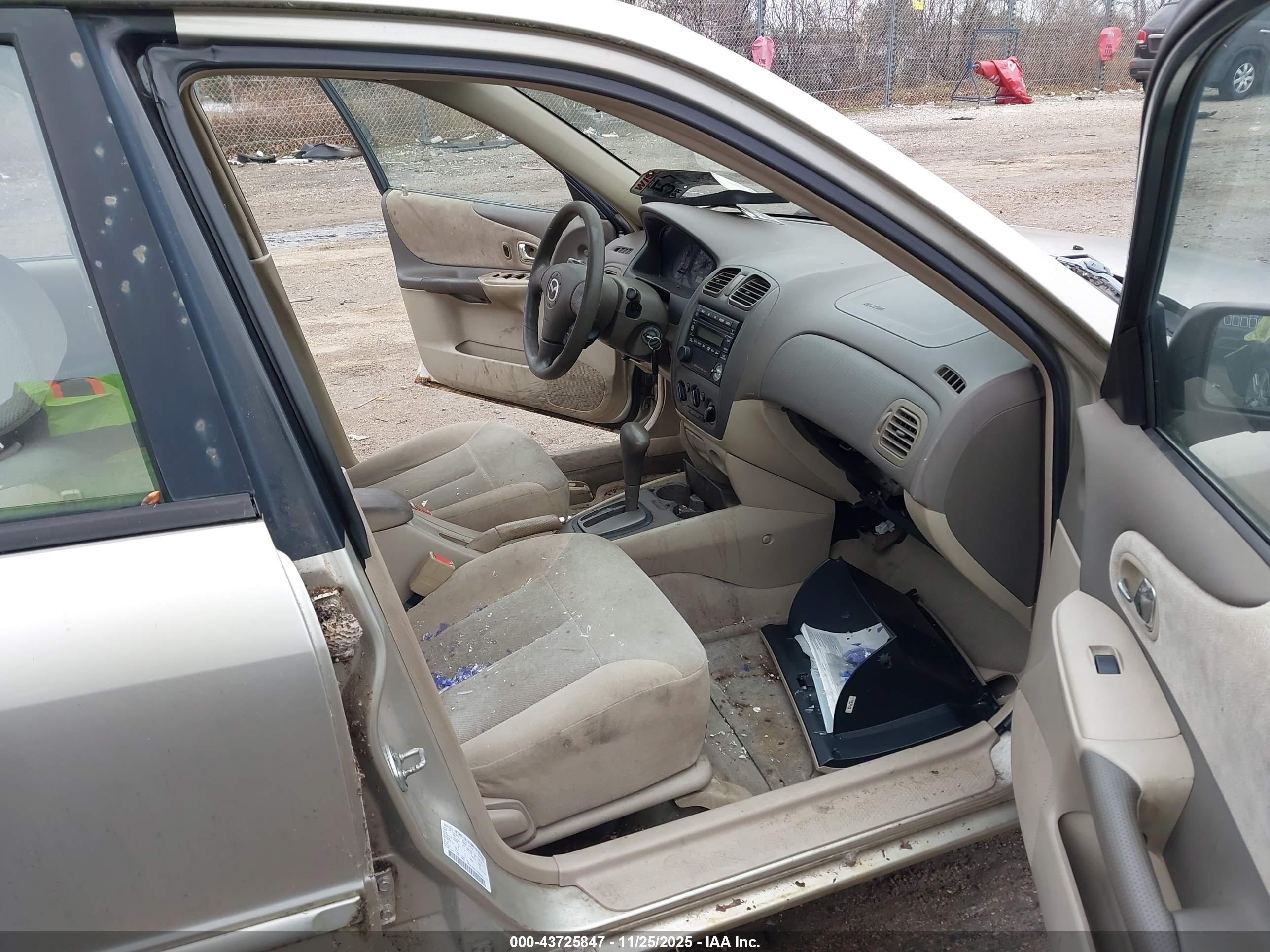 2002 Mazda Protege Dx/es/lx Gold vin: JM1BJ225121563663