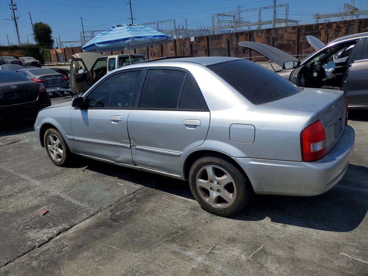2002 Mazda Protege Dx Silver vin: JM1BJ225121586313