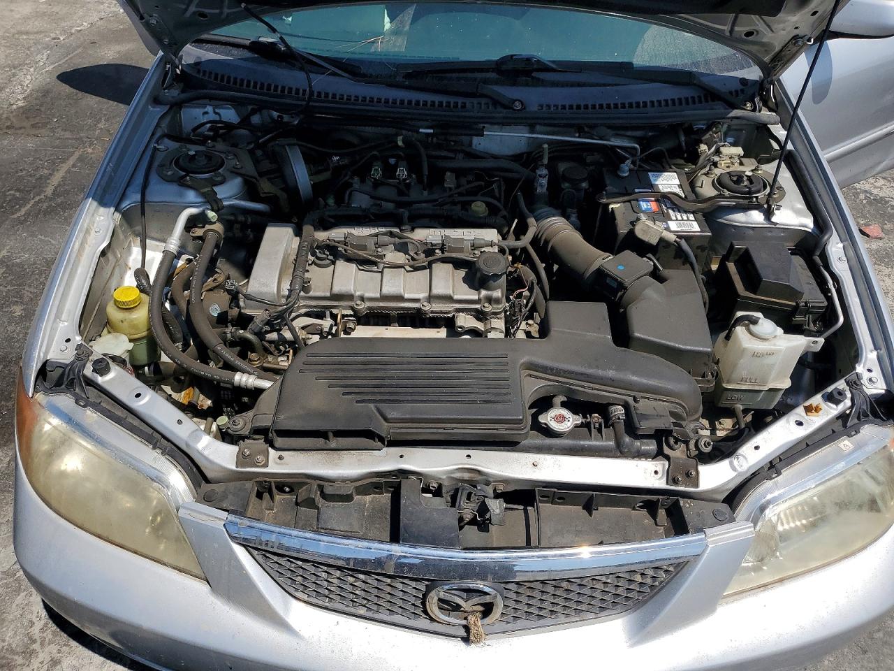 2002 Mazda Protege Dx Silver vin: JM1BJ225121586313