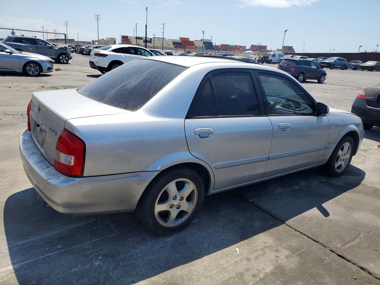 2002 Mazda Protege Dx Silver vin: JM1BJ225121586313