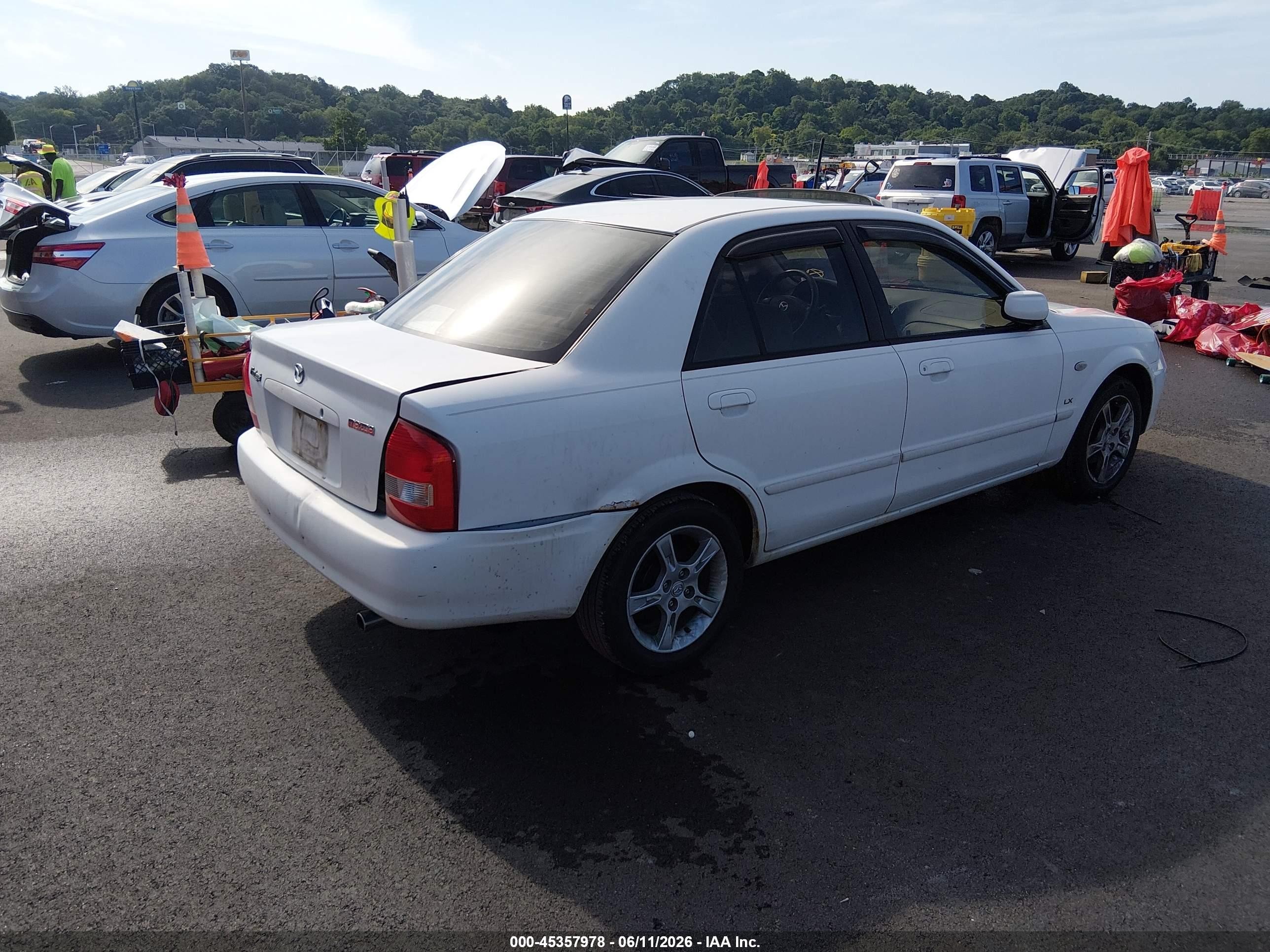 2003 Mazda Protege Dx/es/lx White vin: JM1BJ225130149564