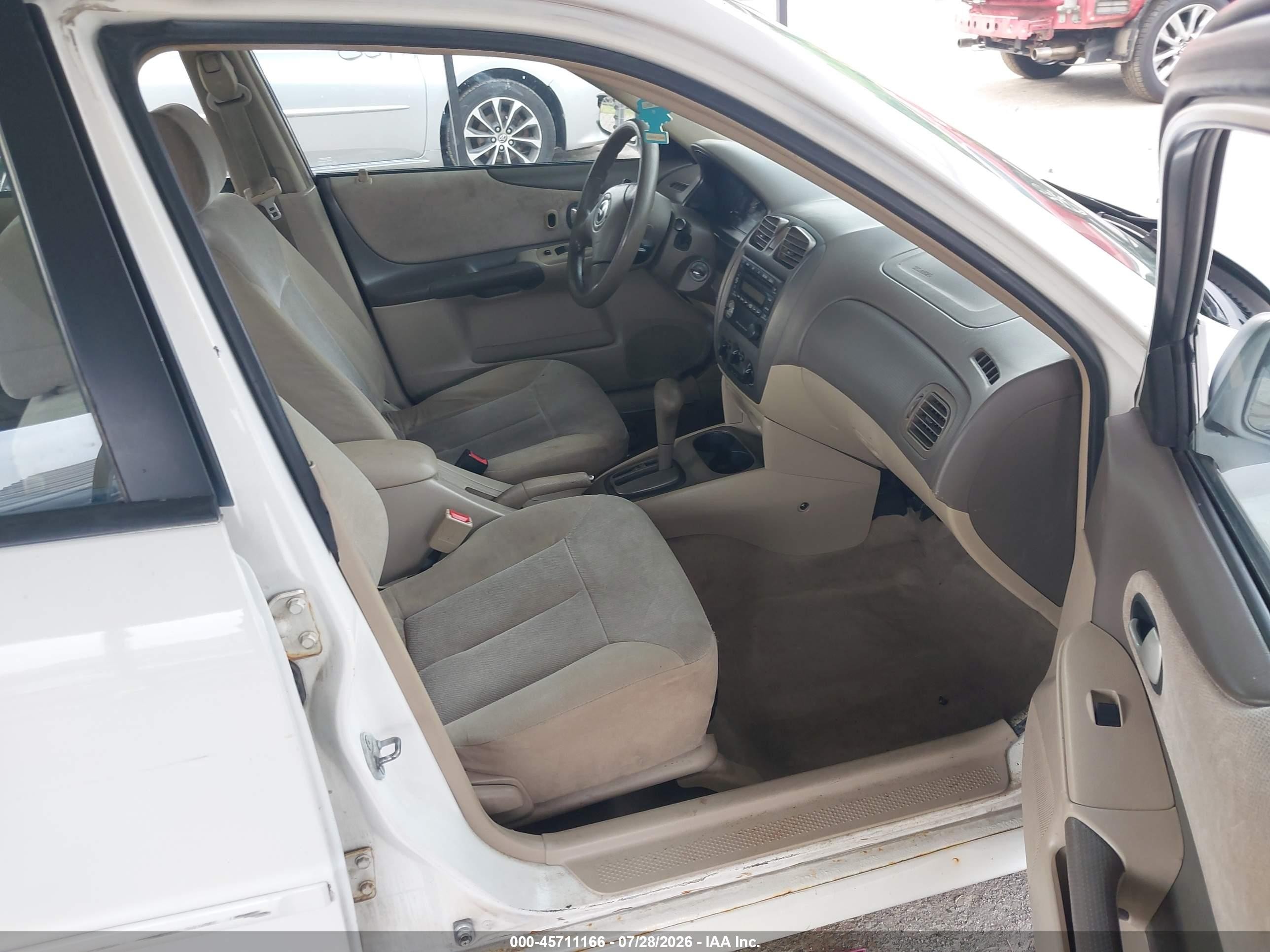 2003 Mazda Protege Dx/es/lx Белый vin: JM1BJ225131160350