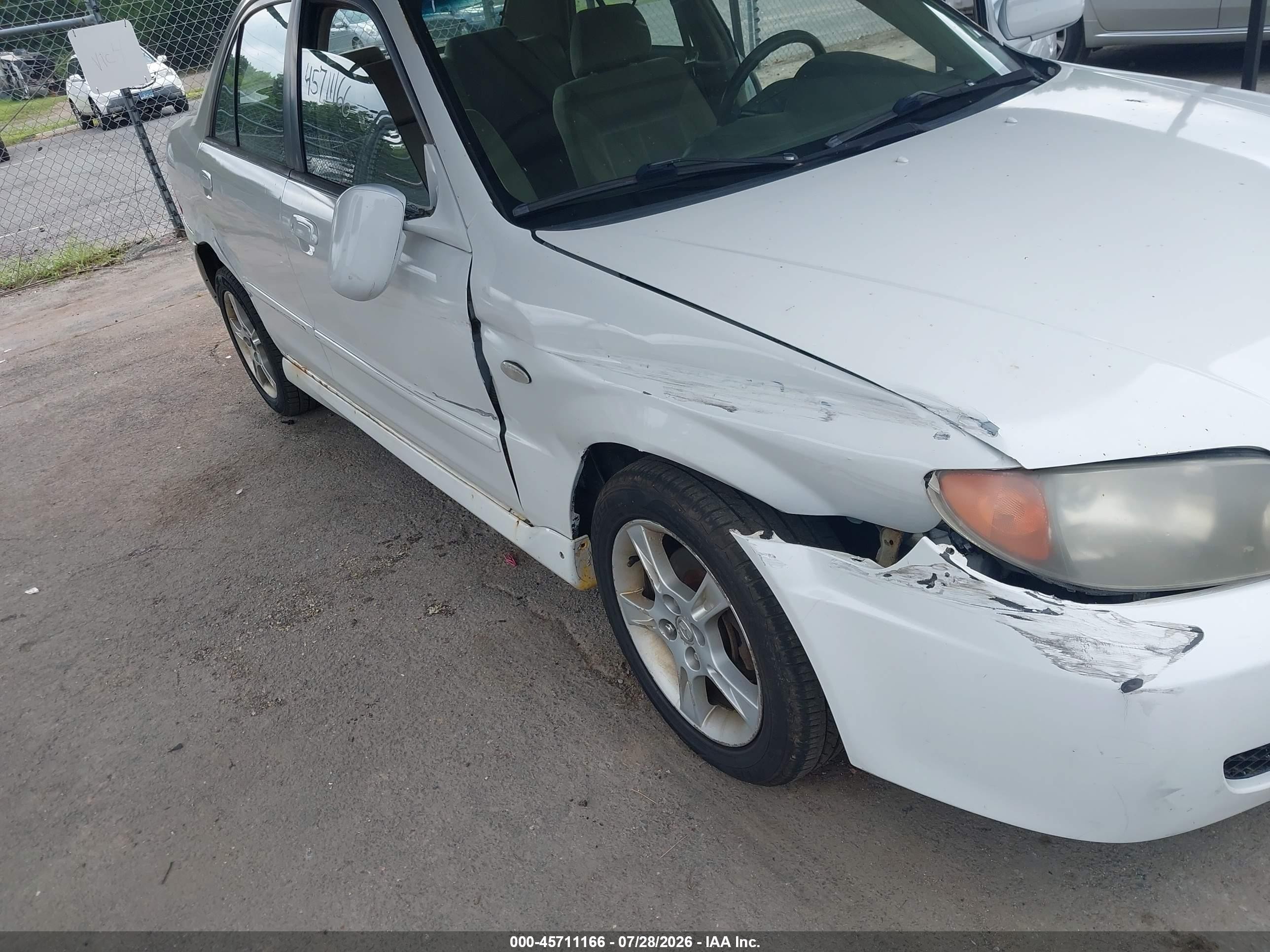 2003 Mazda Protege Dx/es/lx Белый vin: JM1BJ225131160350