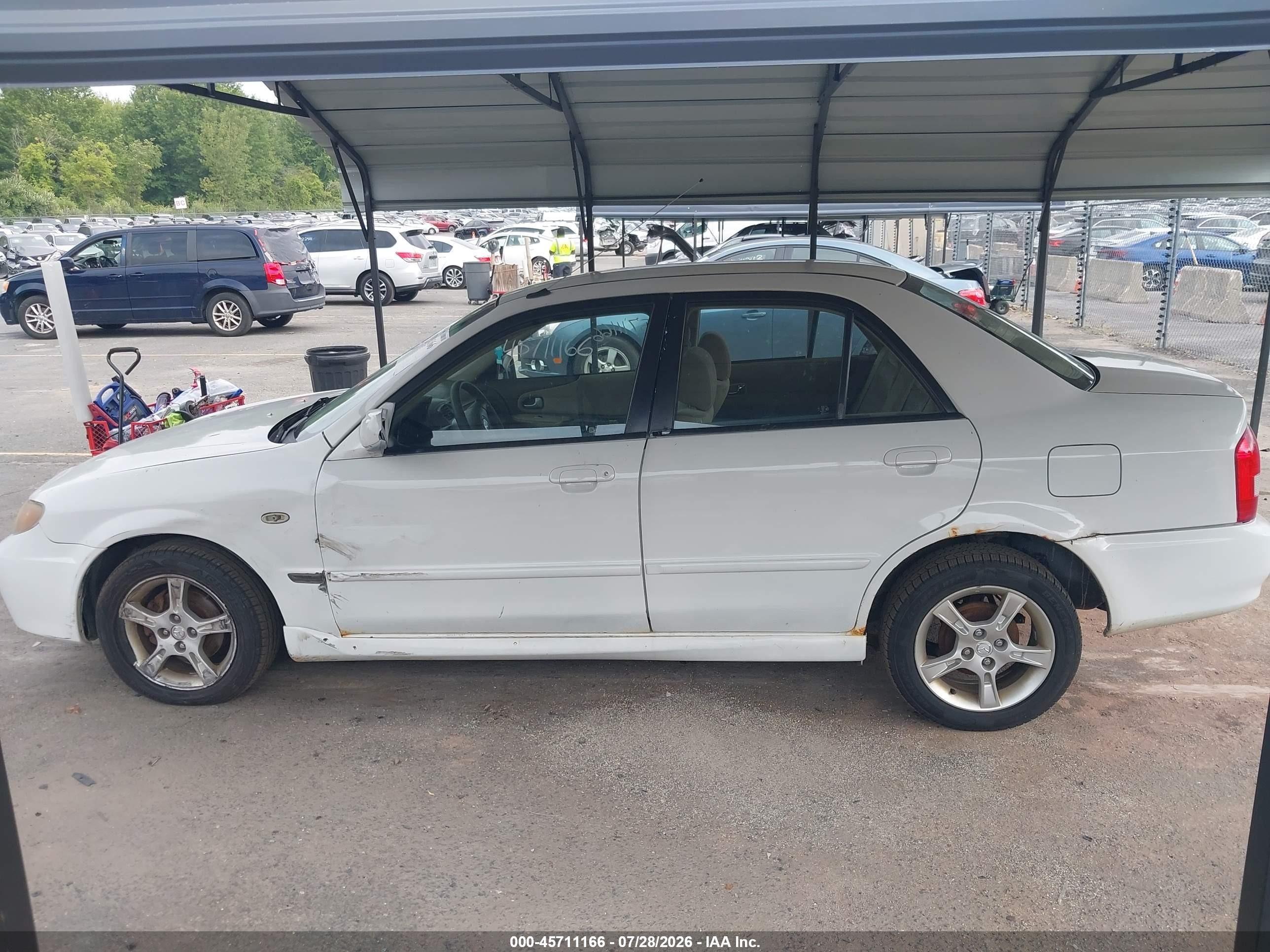 2003 Mazda Protege Dx/es/lx Белый vin: JM1BJ225131160350