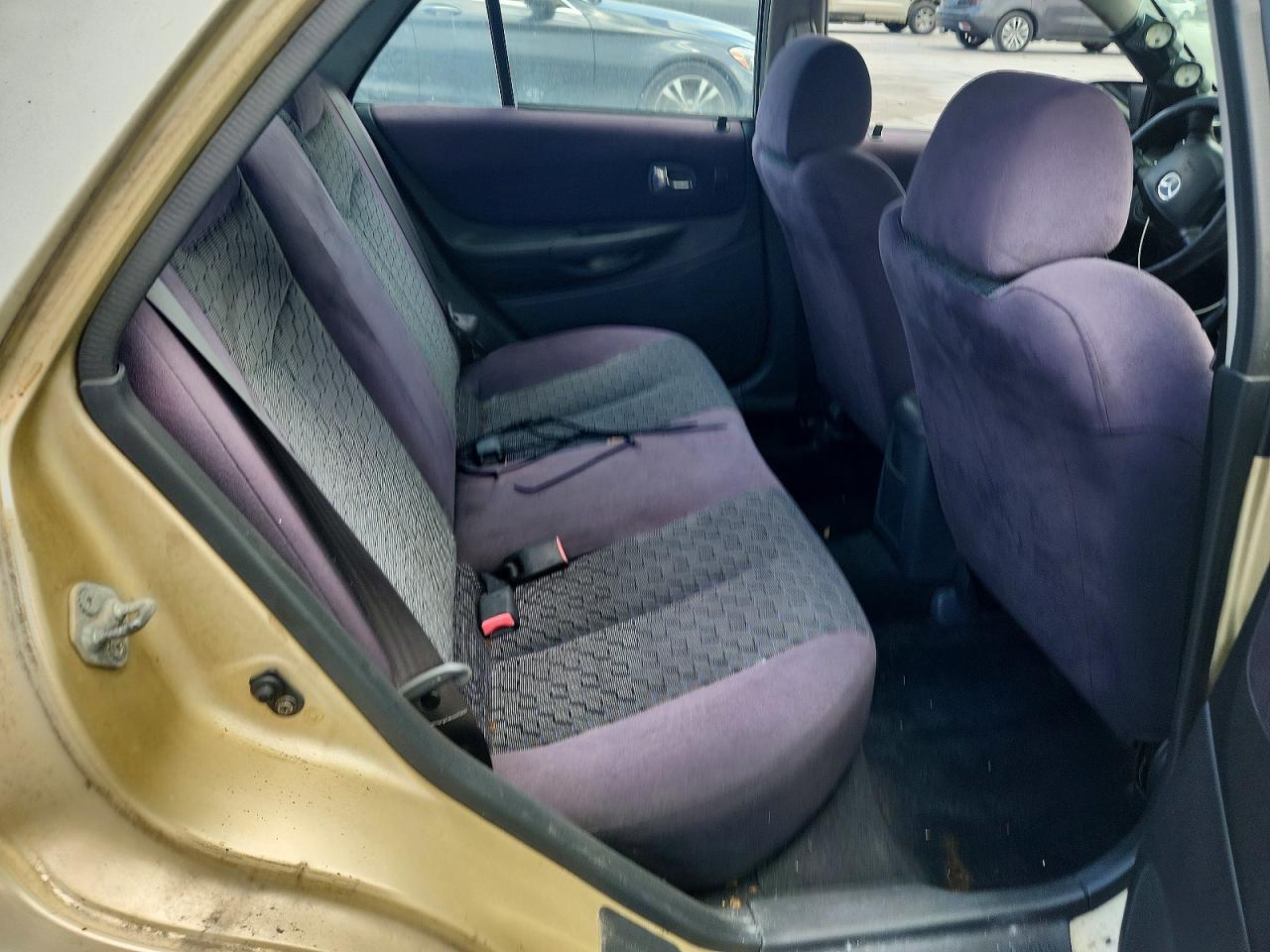 2001 Mazda Protege Lx Cream vin: JM1BJ225310415020