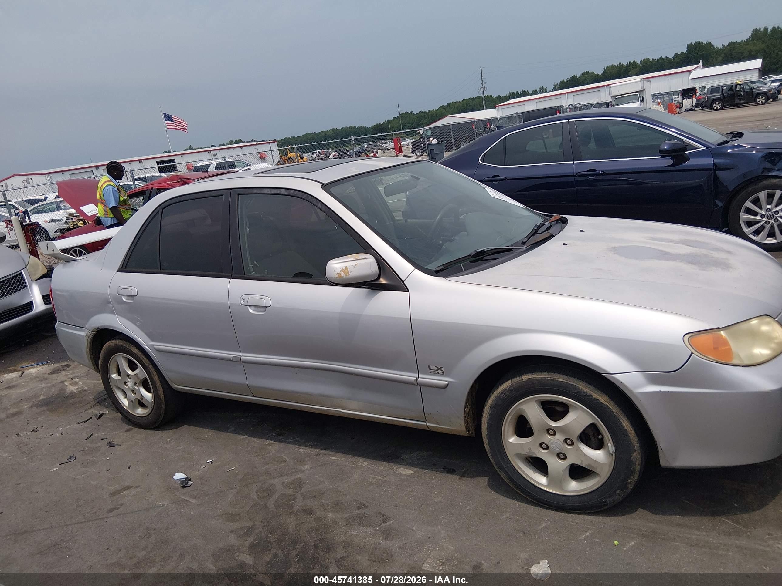 2001 Mazda Protege Es/lx Серебряный vin: JM1BJ225410476781