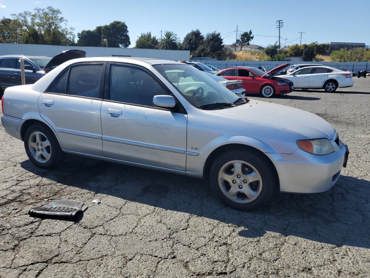 2002 Mazda Protege Dx Silver vin: JM1BJ225520556303