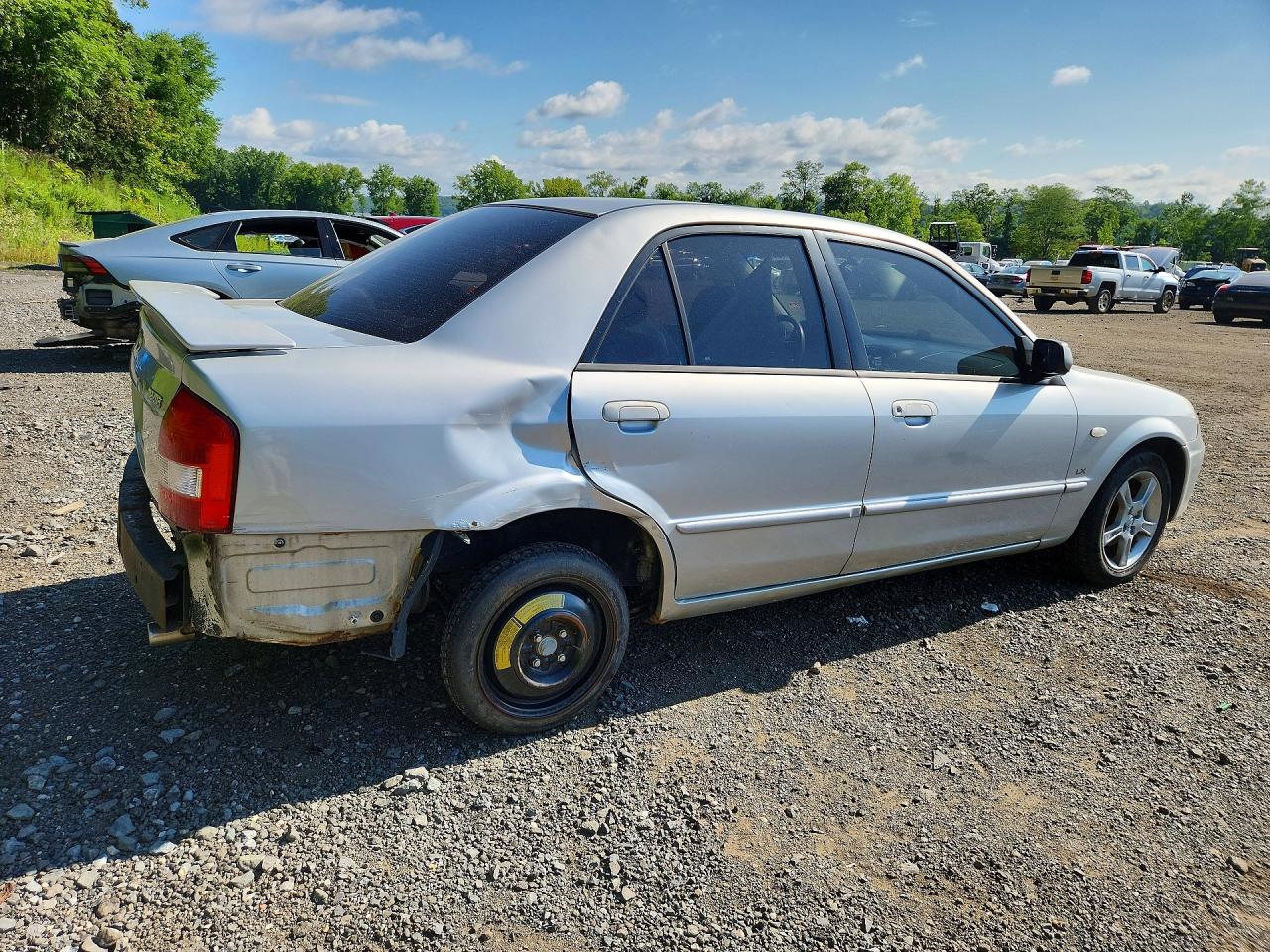 2003 Mazda Protege Dx Silver vin: JM1BJ225530107754