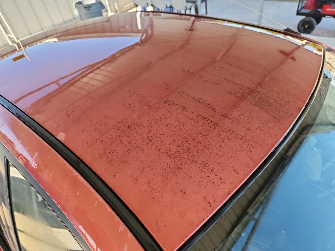 2001 Mazda Protege Lx Maroon vin: JM1BJ225710424030 Damage: Roof Panel, Peeling, > 12 Inches