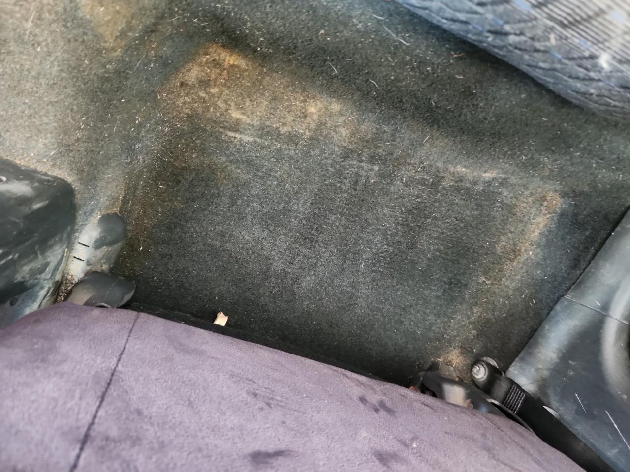 2001 Mazda Protege Lx Maroon vin: JM1BJ225710424030 Damage: Left Rear Carpet, Stained, Permanent