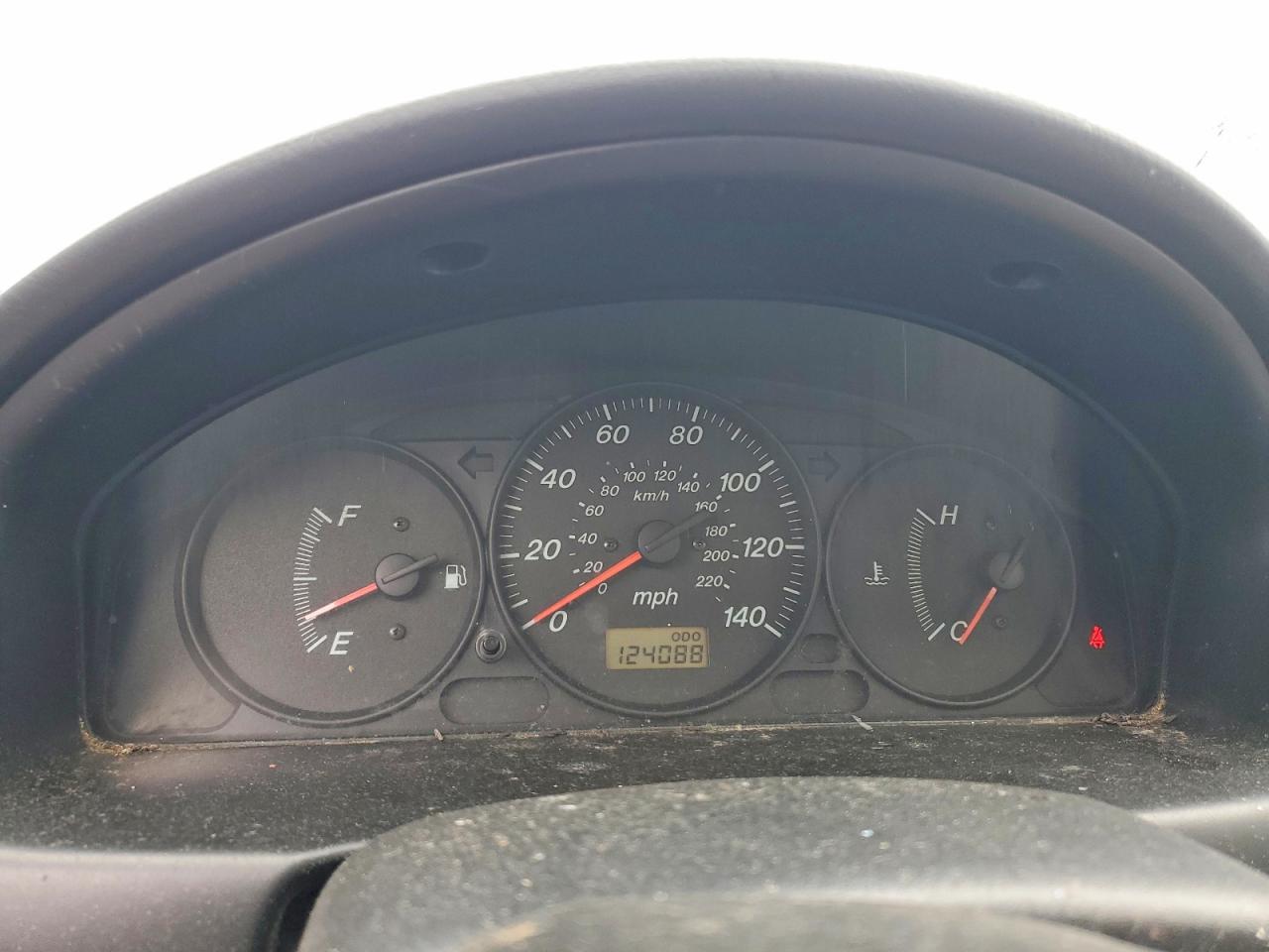 2003 Mazda Protege Silver vin: JM1BJ225730104693