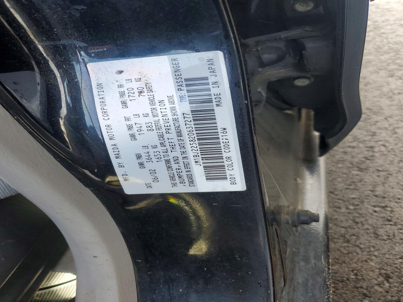 2002 Mazda Protege Dx Black vin: JM1BJ225820637277