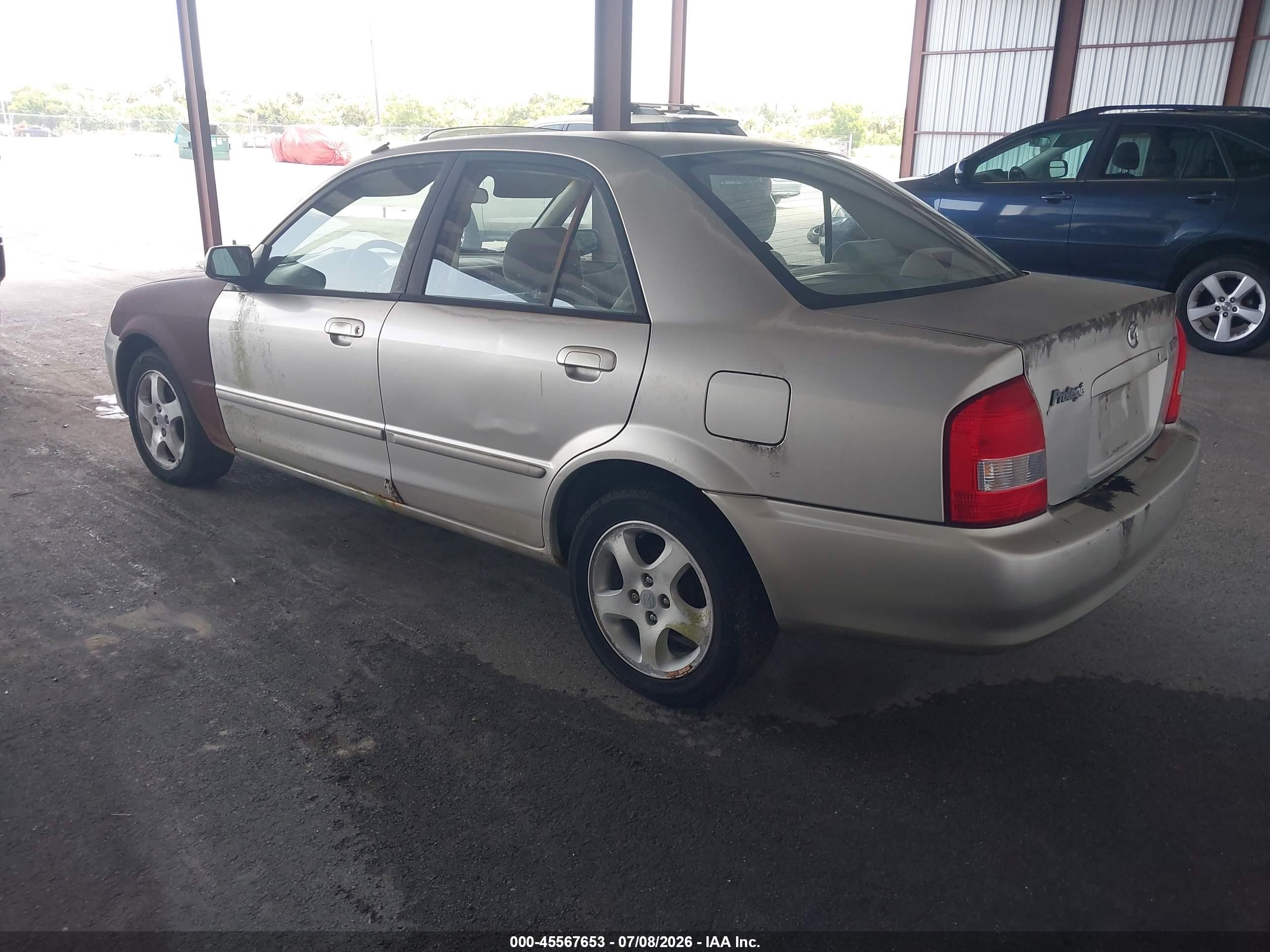 2002 Mazda Protege Dx/es/lx Beige vin: JM1BJ225821588592