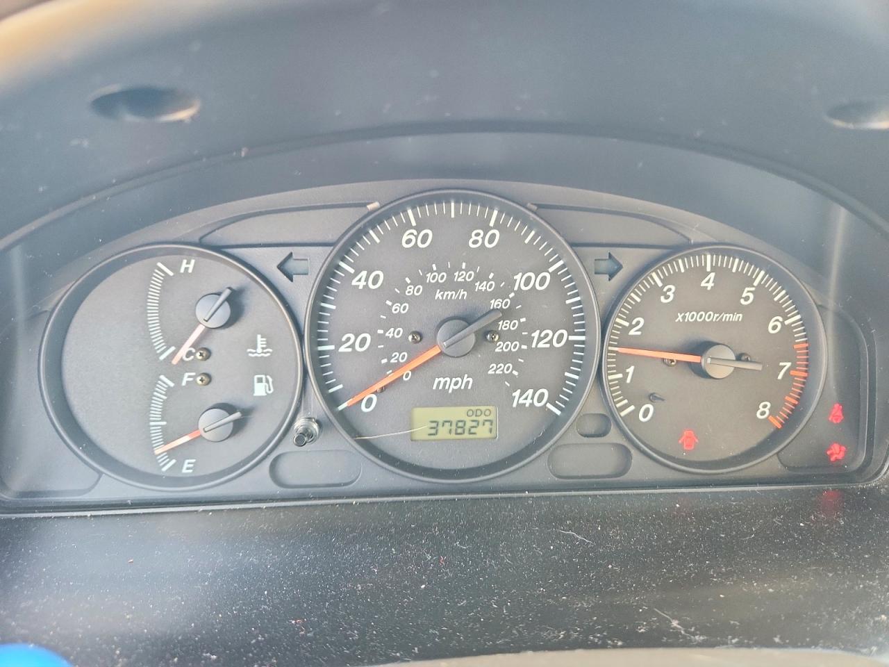 2003 Mazda Protege Dx Золотой vin: JM1BJ225830108526