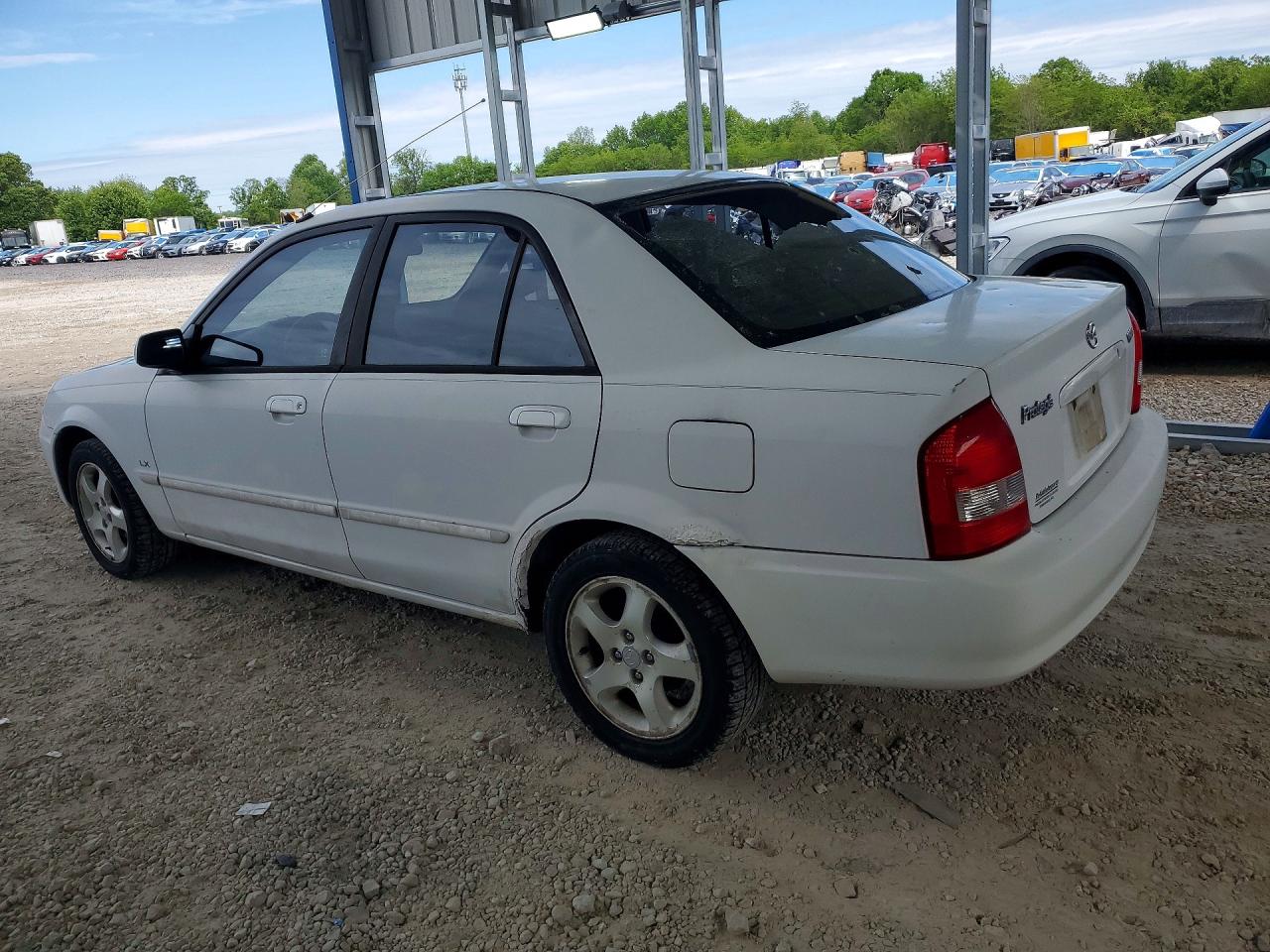 2002 Mazda Protege Dx White vin: JM1BJ225920559690