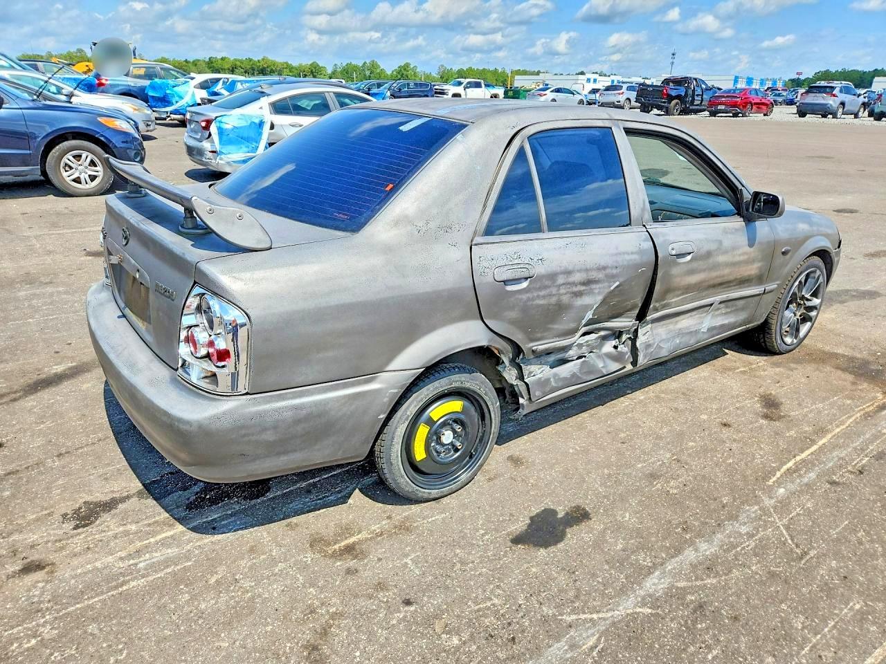 2002 Mazda Protege Dx Gray vin: JM1BJ225X21599996