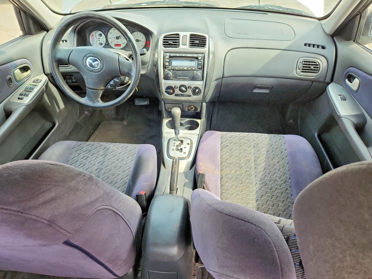 2003 Mazda Protege Dx Beige vin: JM1BJ226131206624
