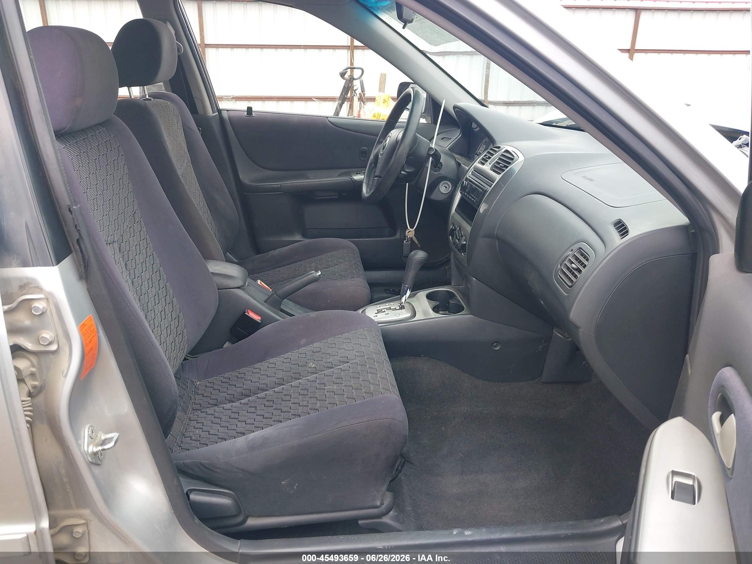 2002 Mazda Protege Dx/es/lx White vin: JM1BJ226320638927