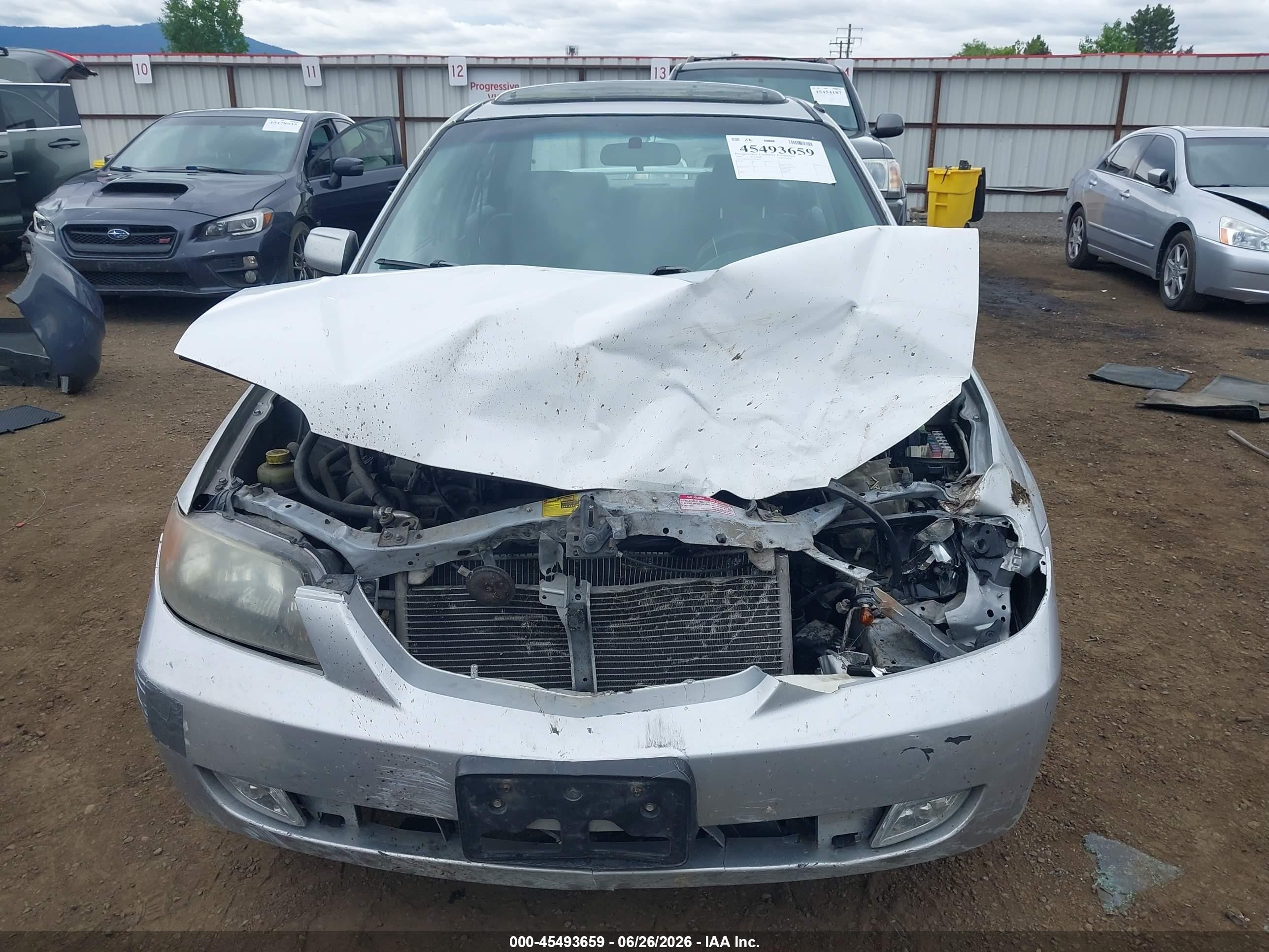 2002 Mazda Protege Dx/es/lx White vin: JM1BJ226320638927
