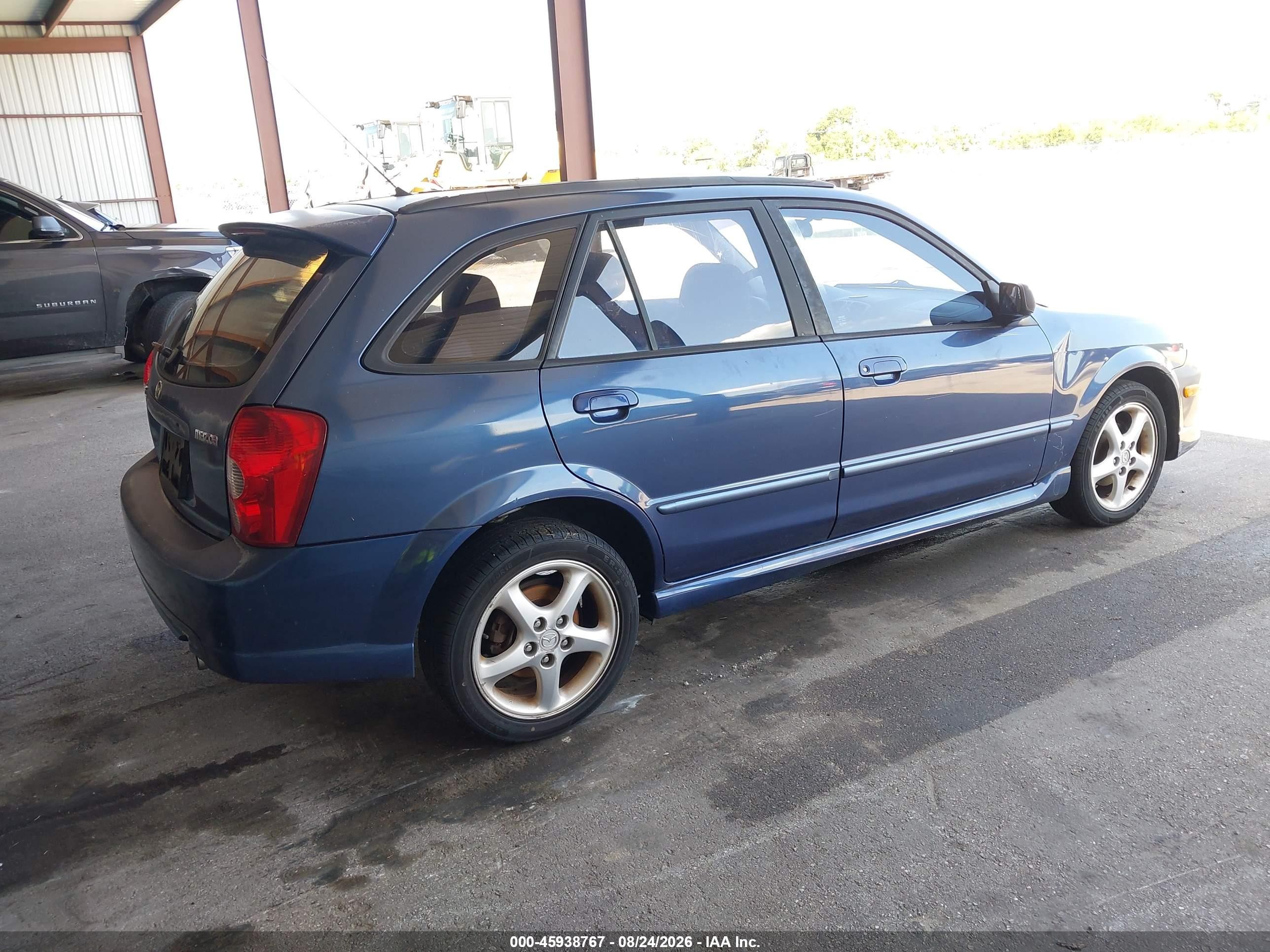 2002 Mazda Protege5   Blue vin: JM1BJ245021465334