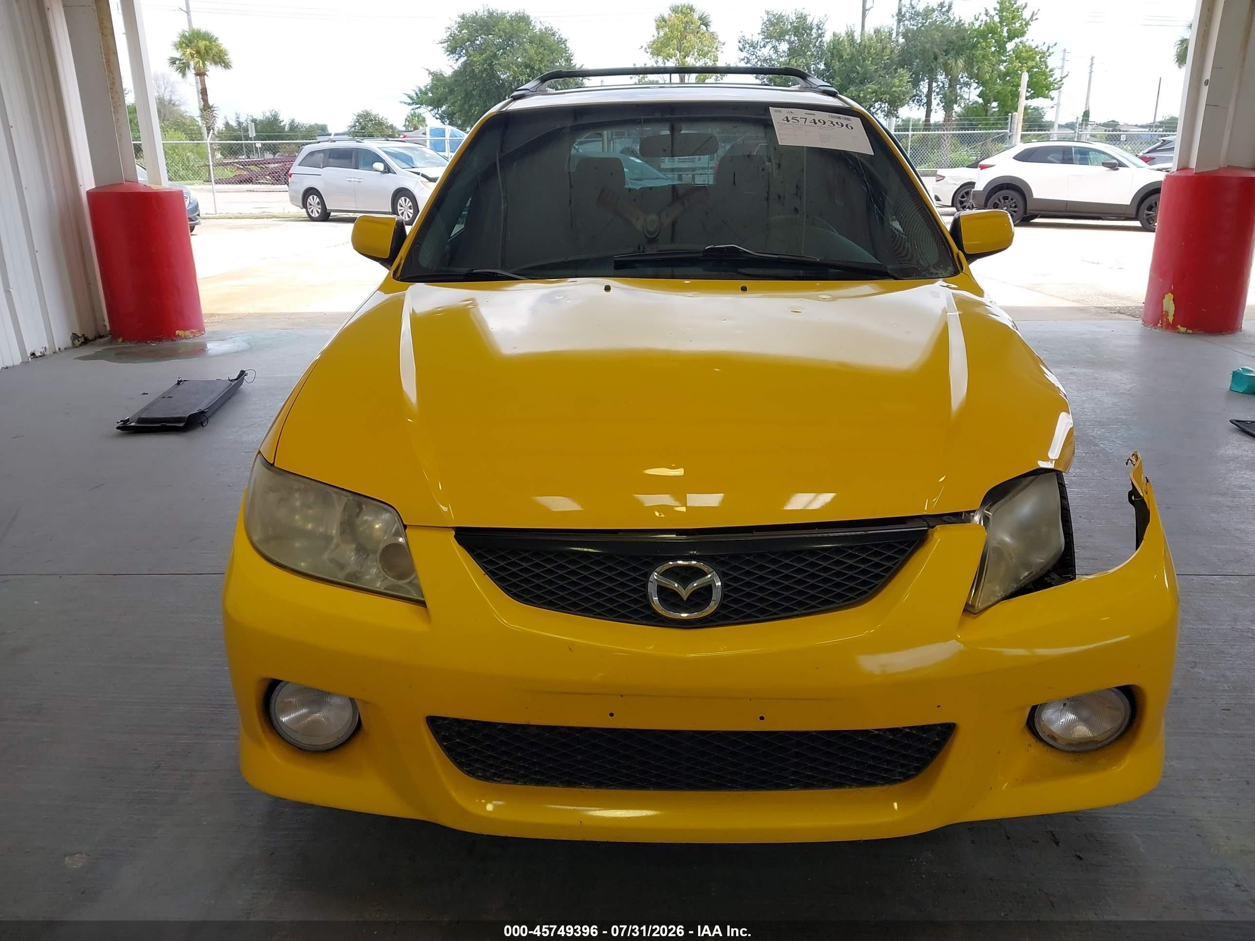 2002 Mazda Protege5   Yellow vin: JM1BJ245321547817