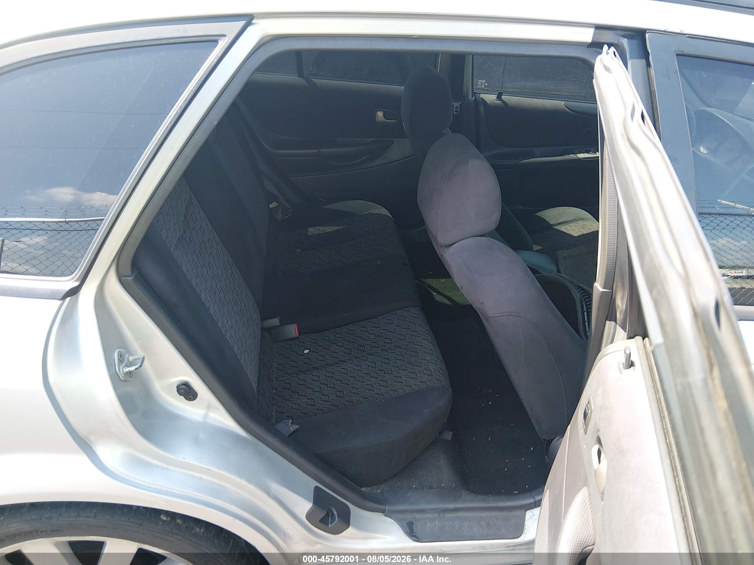 2002 Mazda Protege5   Silver vin: JM1BJ245321574967