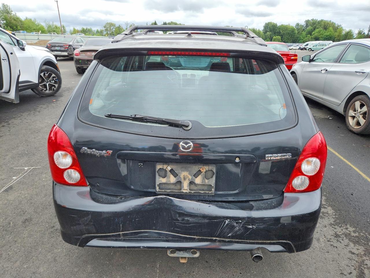 2002 Mazda Protege Pr5 Черный vin: JM1BJ245421531173