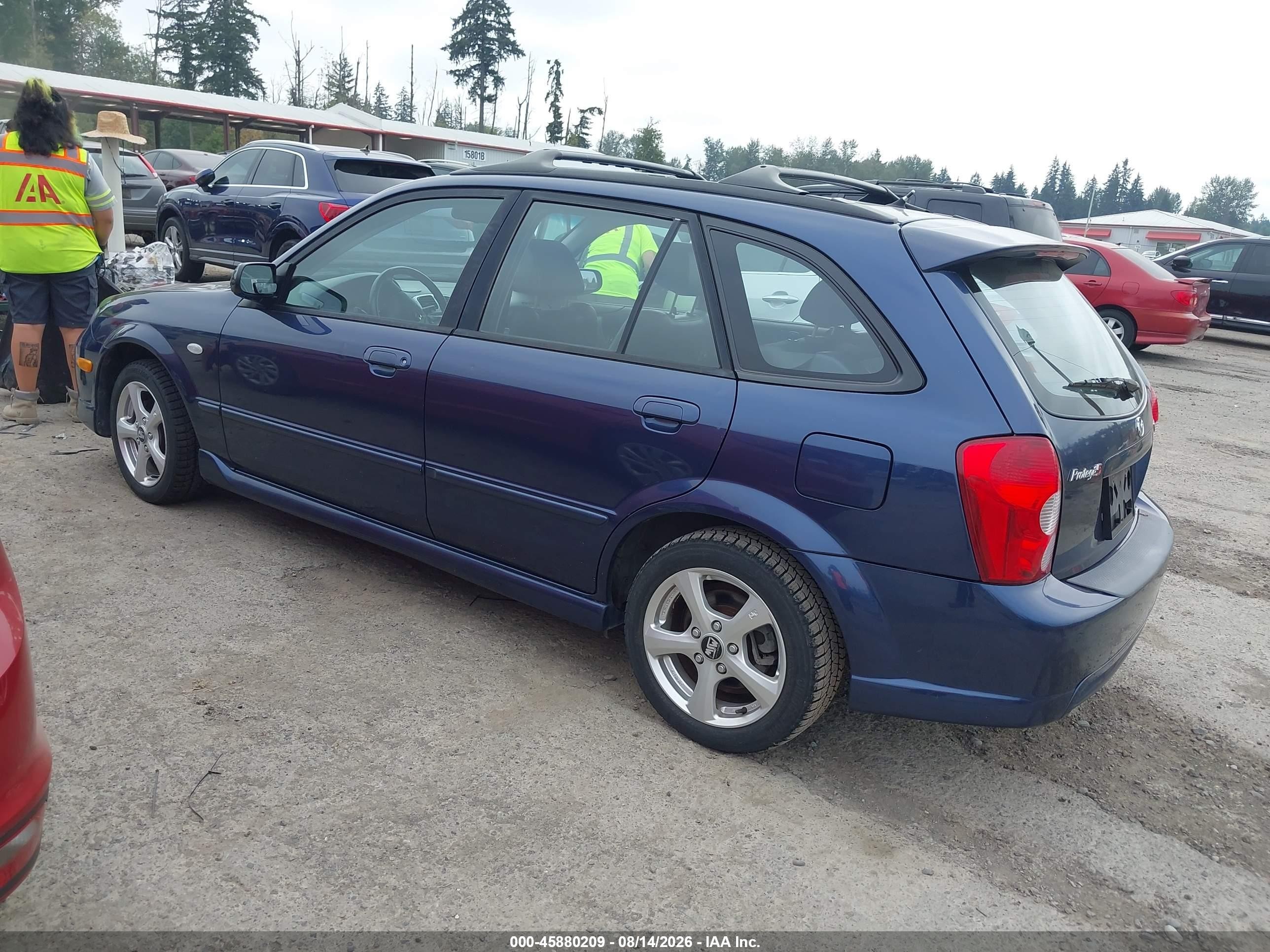 2002 Mazda Protege5   Blue vin: JM1BJ245721637665