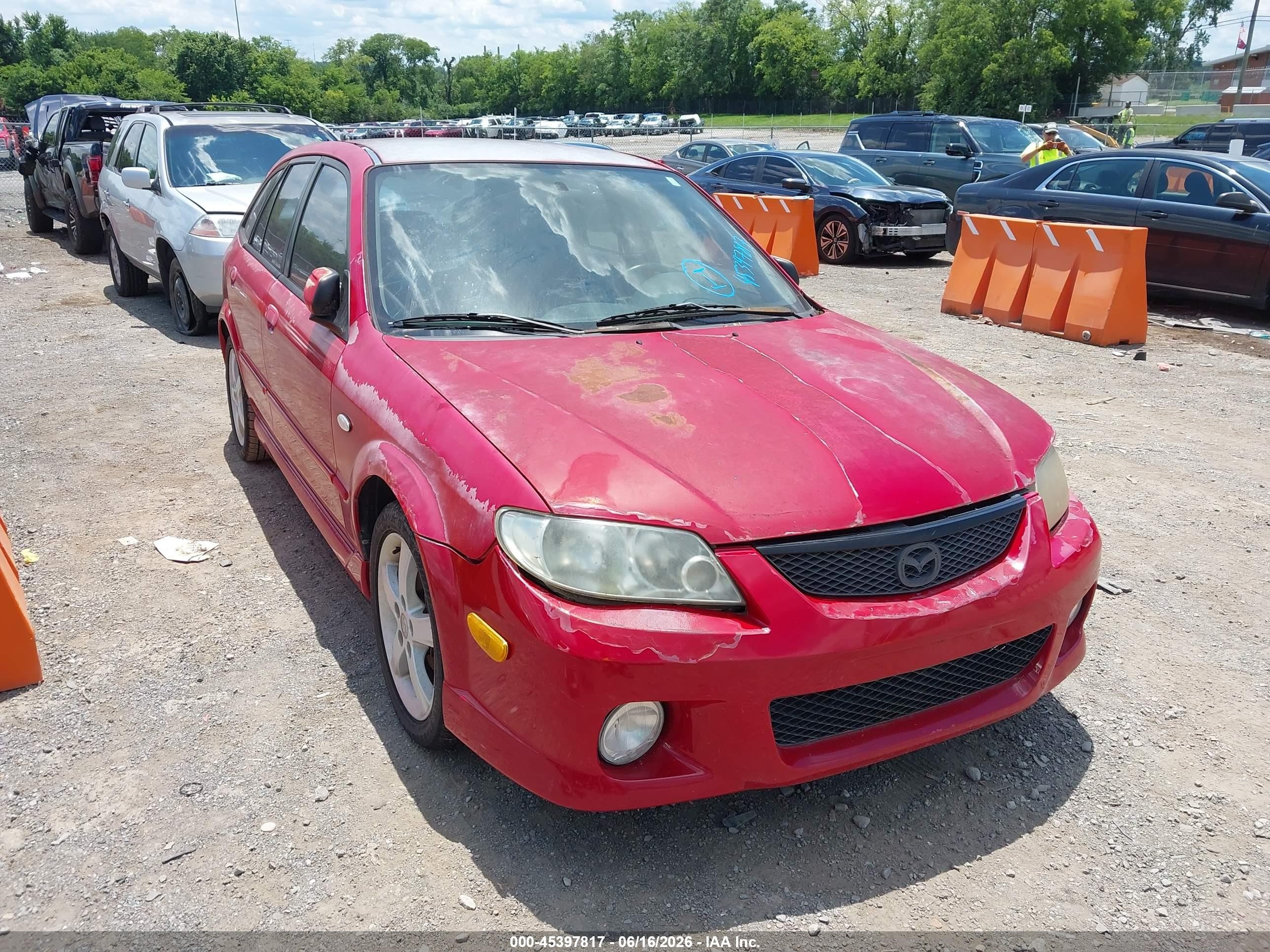 2003 Mazda Protege5   Red vin: JM1BJ245731220371