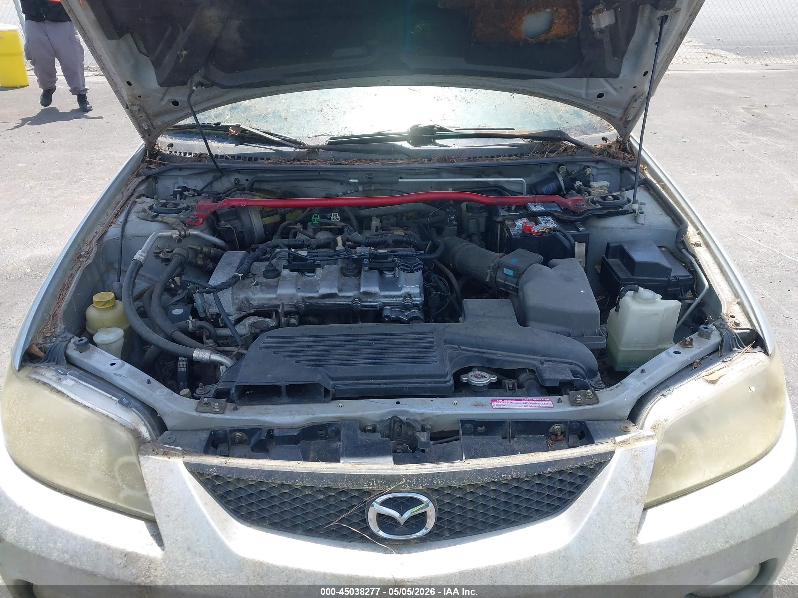 2003 Mazda Protege5   Silver vin: JM1BJ245931184859