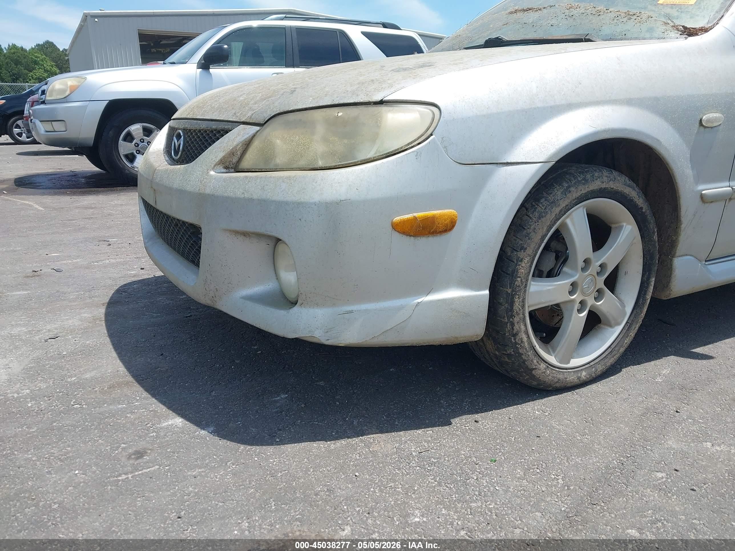 2003 Mazda Protege5   Silver vin: JM1BJ245931184859