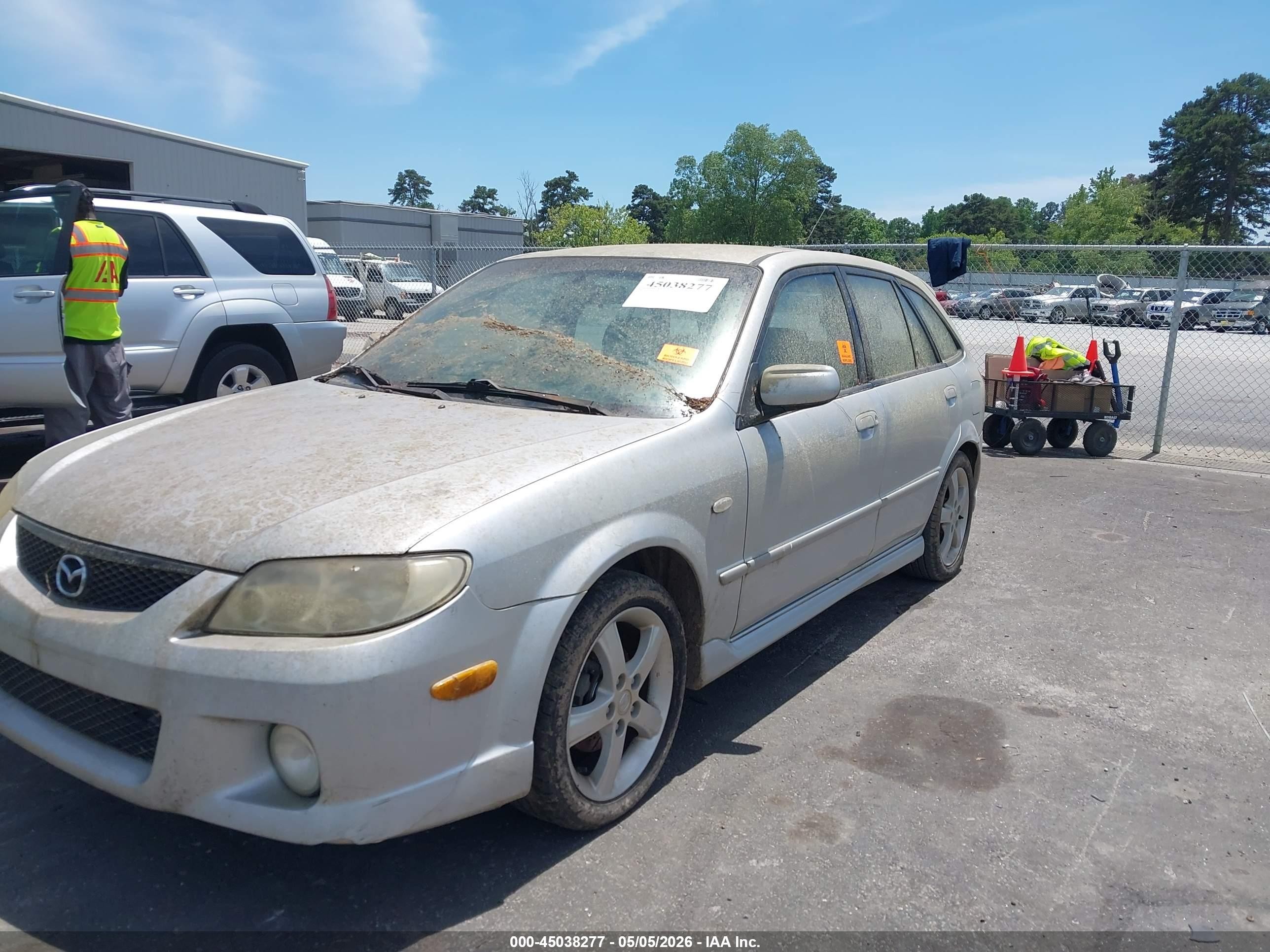 2003 Mazda Protege5   Silver vin: JM1BJ245931184859