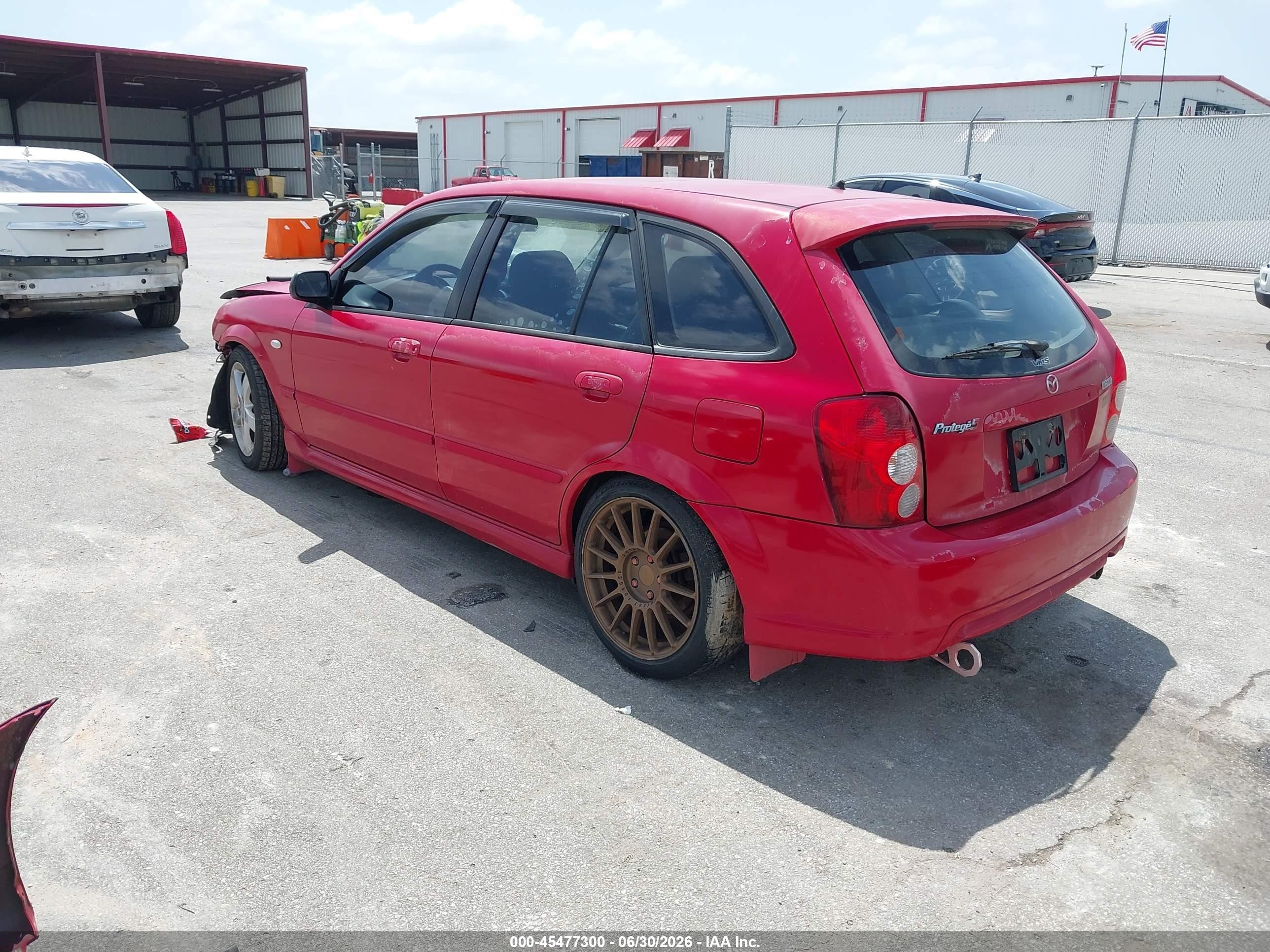 2003 Mazda Protege5   Red vin: JM1BJ246831210909