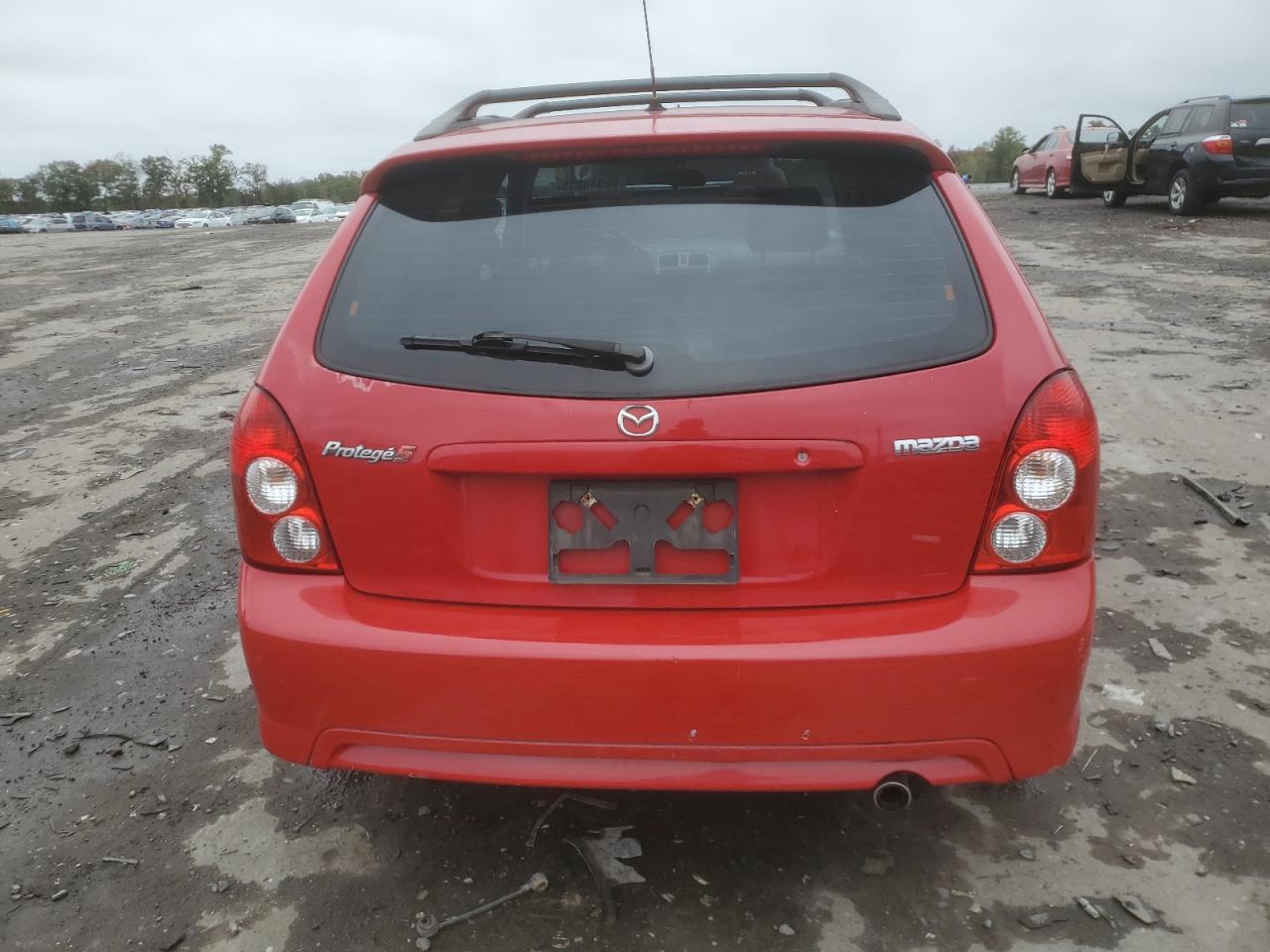 2002 Mazda Protege Pr5 Red vin: JM1BJ246X21552621