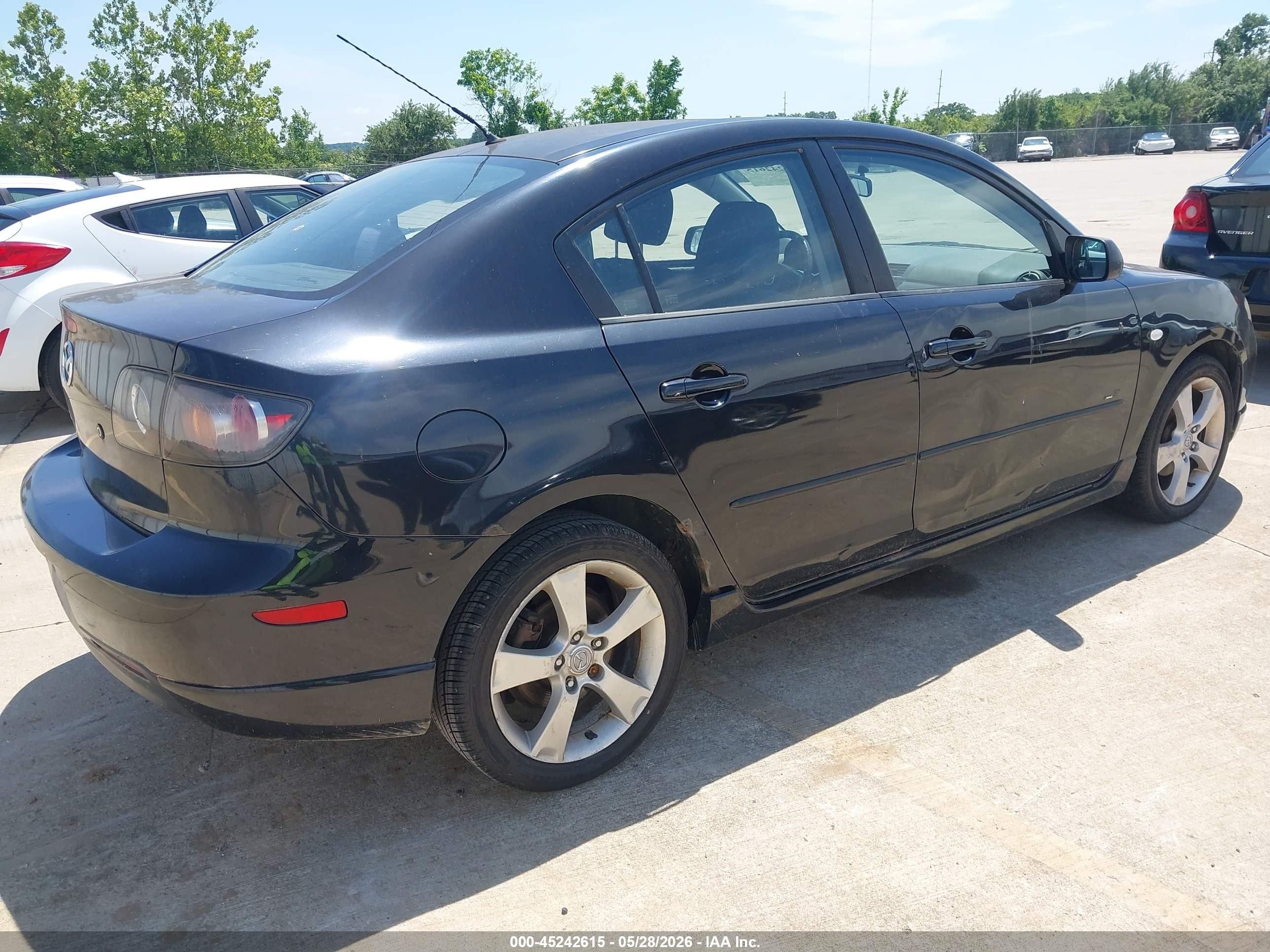 2005 Mazda Mazda3 S Black vin: JM1BK123551346997