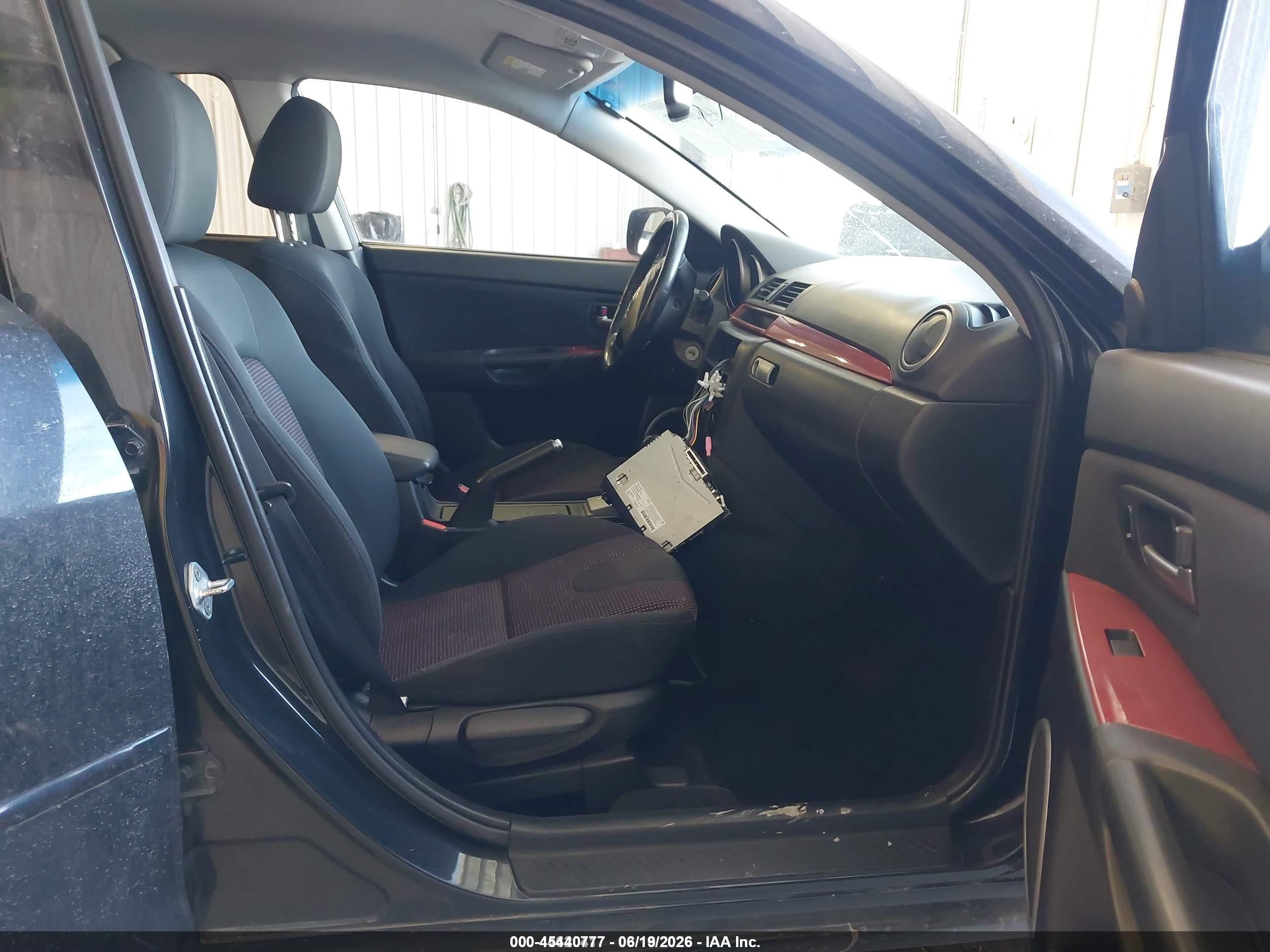 2006 Mazda Mazda3 S Black vin: JM1BK123961459627