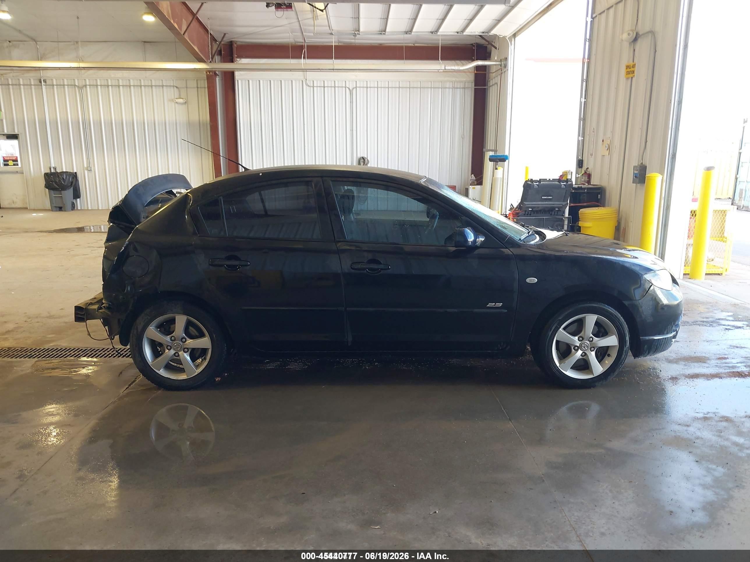 2006 Mazda Mazda3 S Black vin: JM1BK123961459627