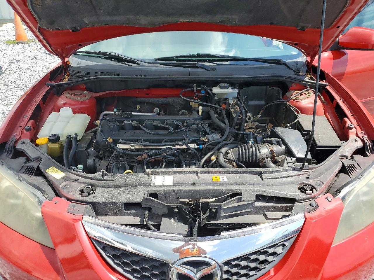 2004 Mazda 3 S Red vin: JM1BK123X41185402