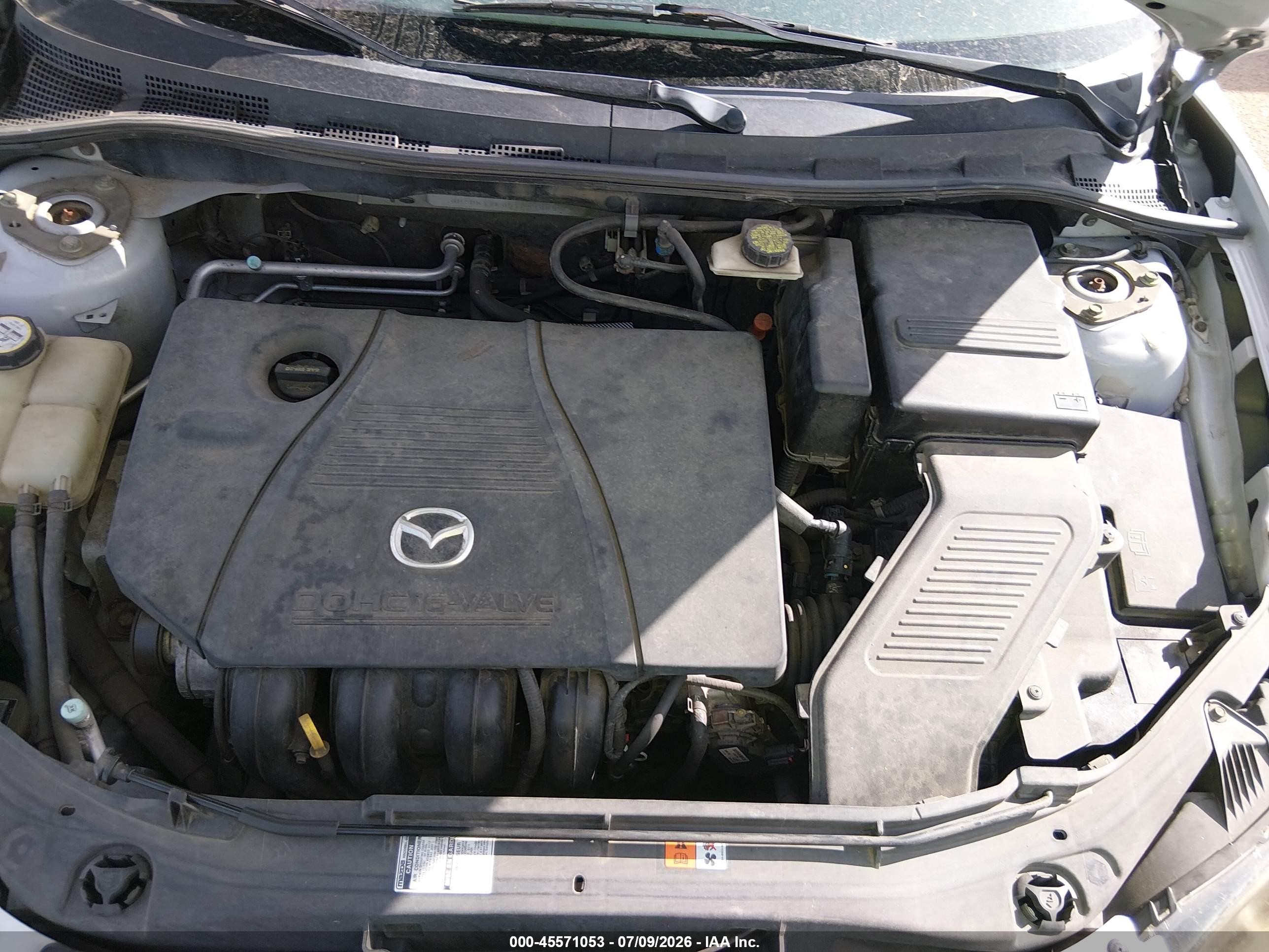 2005 Mazda Mazda3 I Silver vin: JM1BK12F051254965