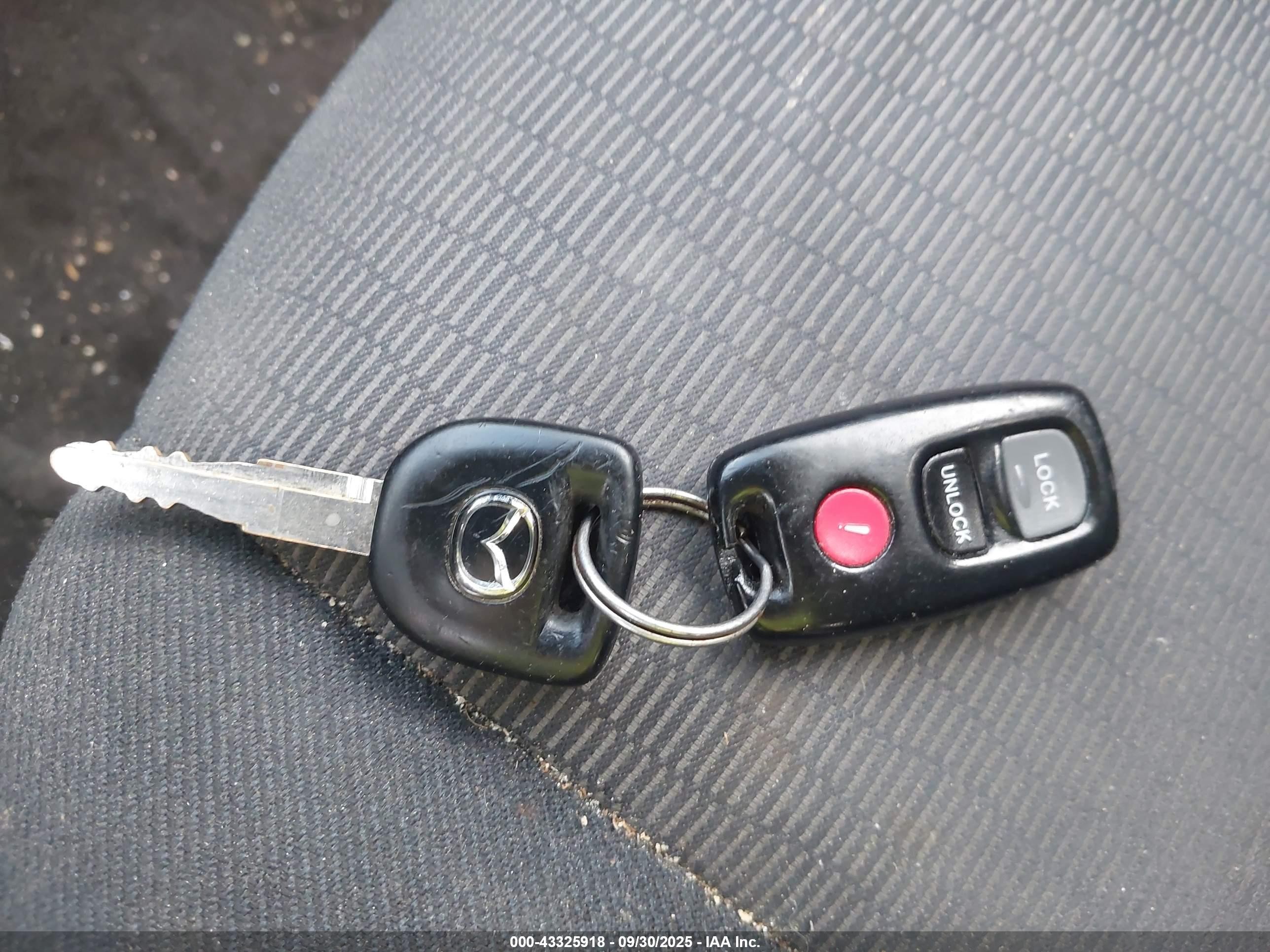 2007 Mazda 3 I Серый vin: JM1BK12F071628879